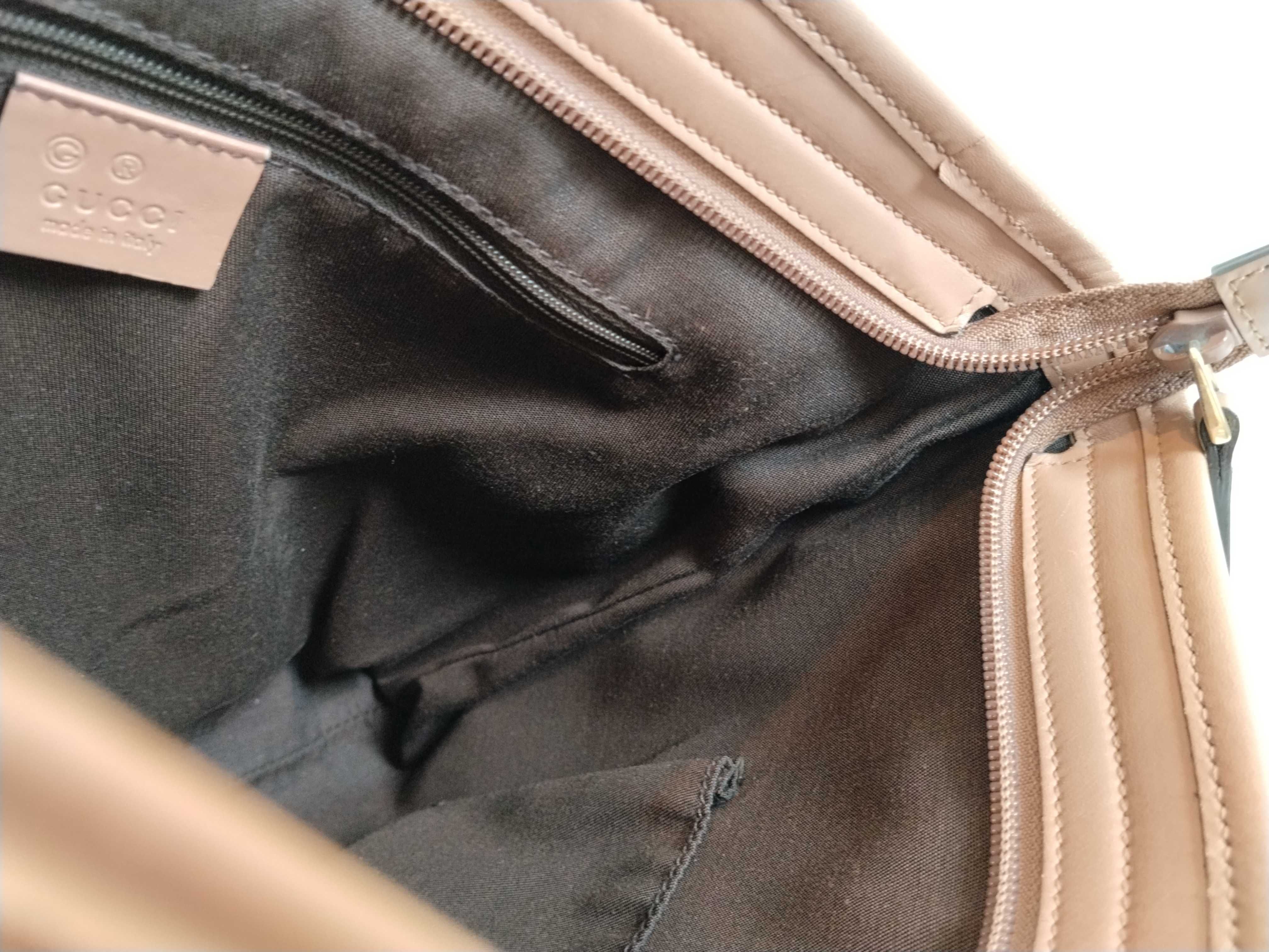 GG Canvas Shoulder Bag 388924 — view 10