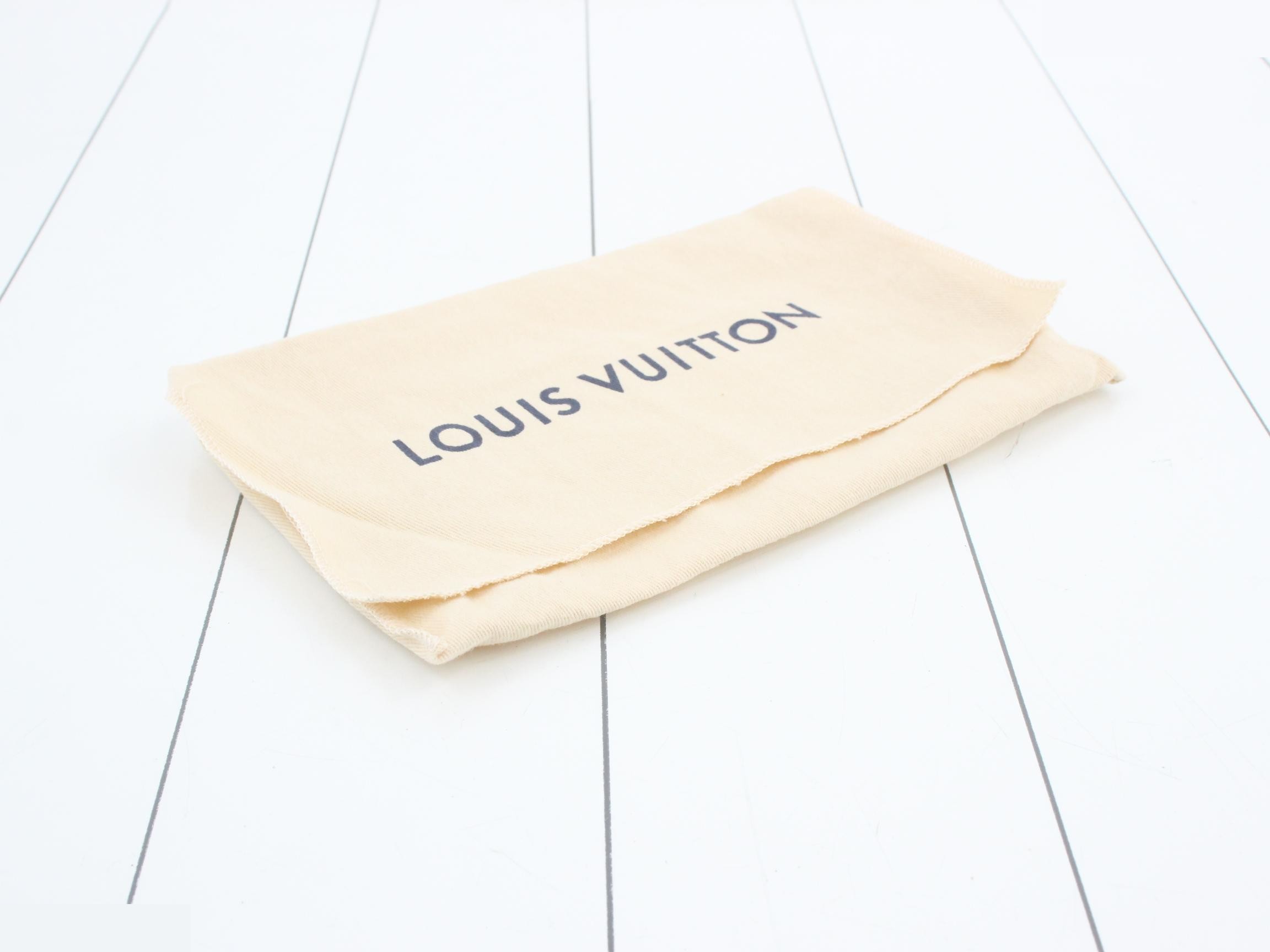 LV 2-Way Handbag — view 7