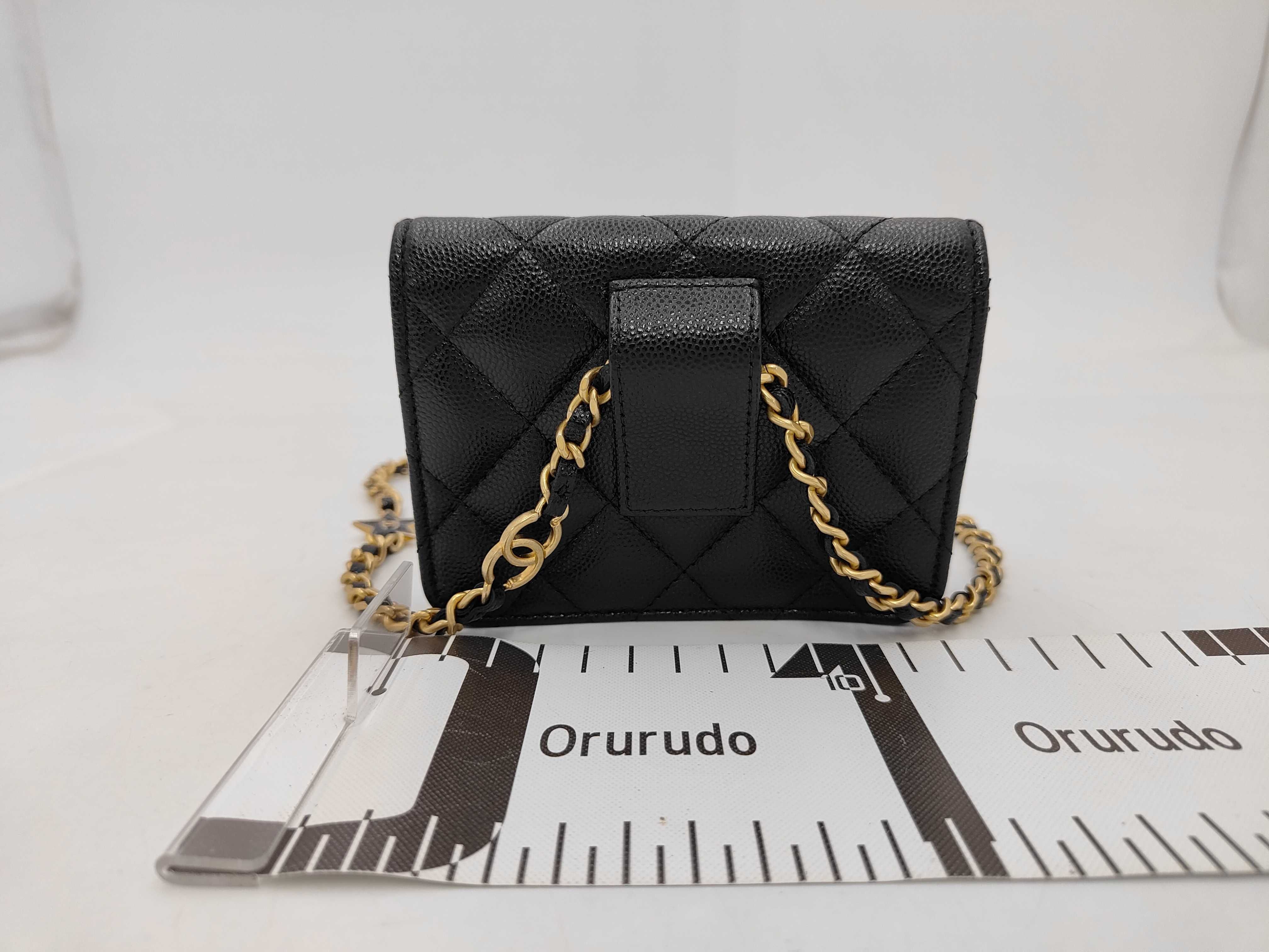 Waist Pouch AP3693 Matelassé Random Serial Number Mini Bag Matte Gold Hardware Waist Bag — view 2
