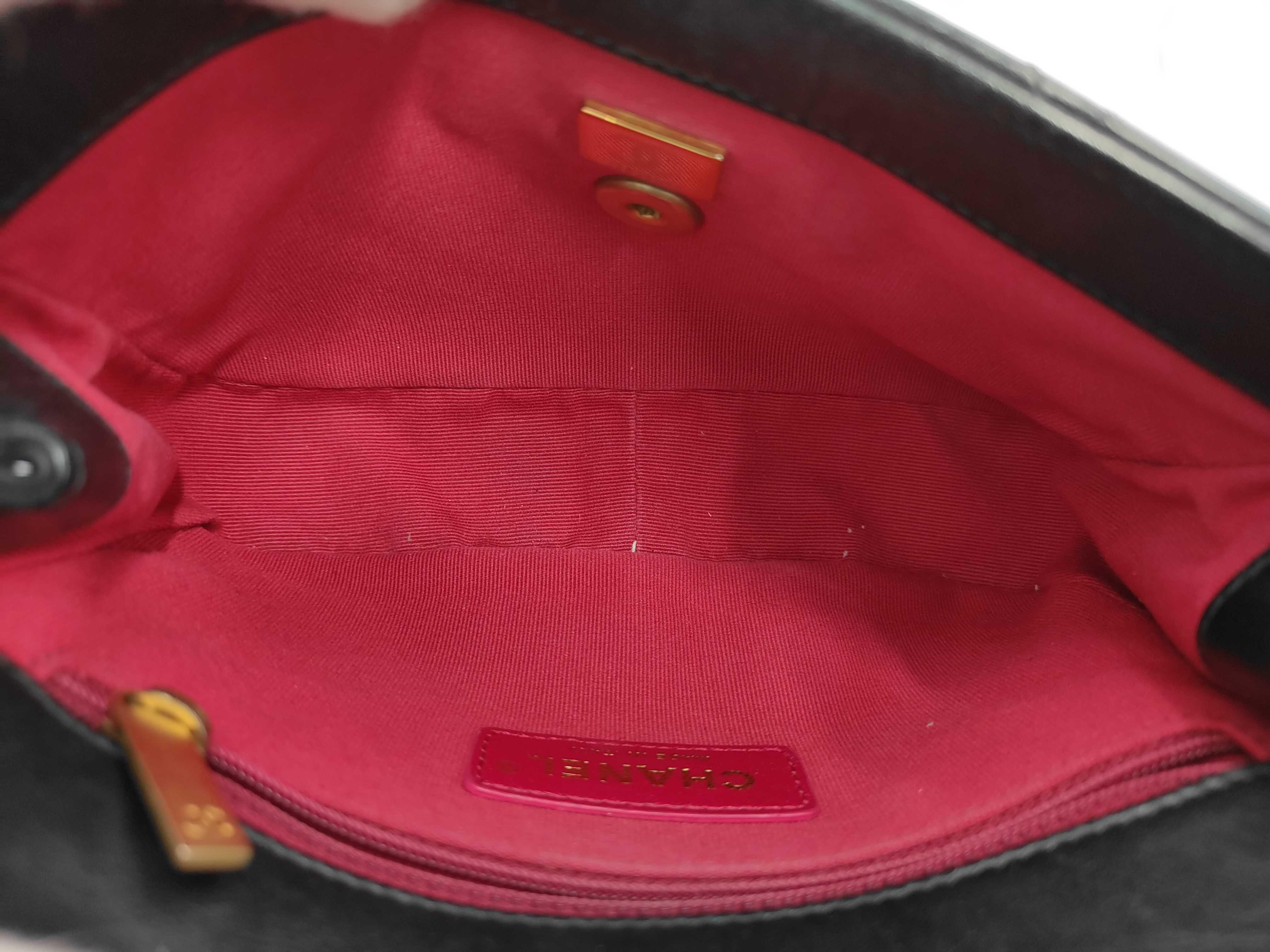Matelasse Pearl Chain Shoulder Bag Black Shoulder Bag — view 9