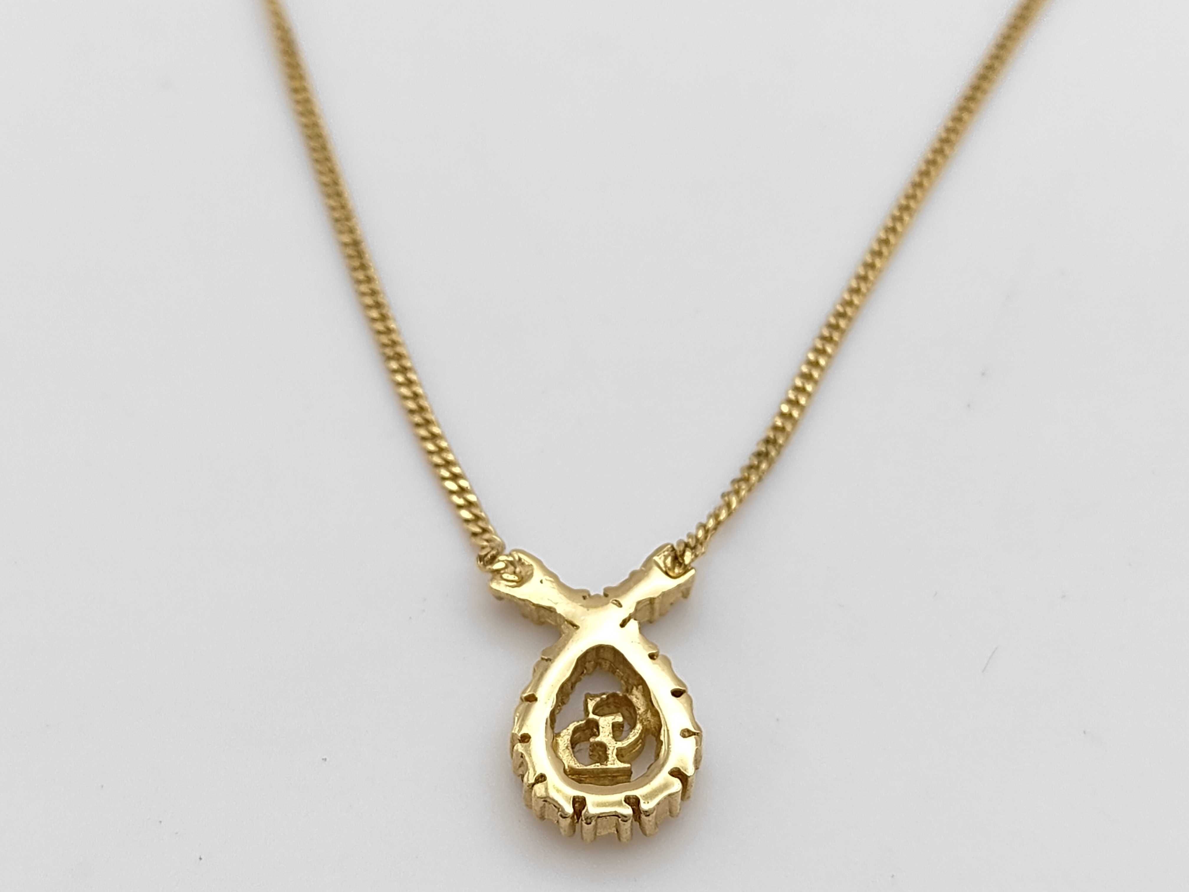 necklace — view 2