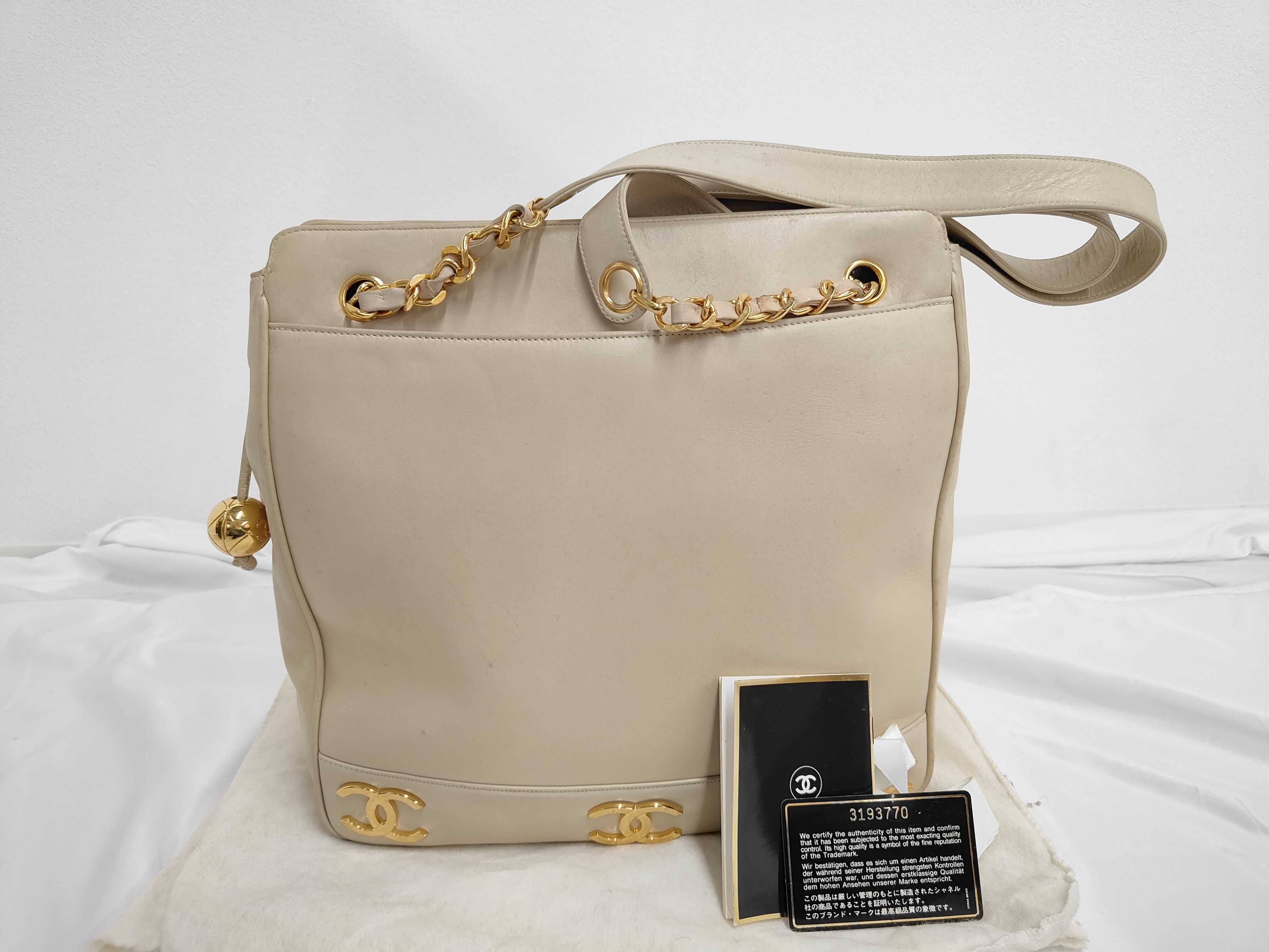 Shoulder bag