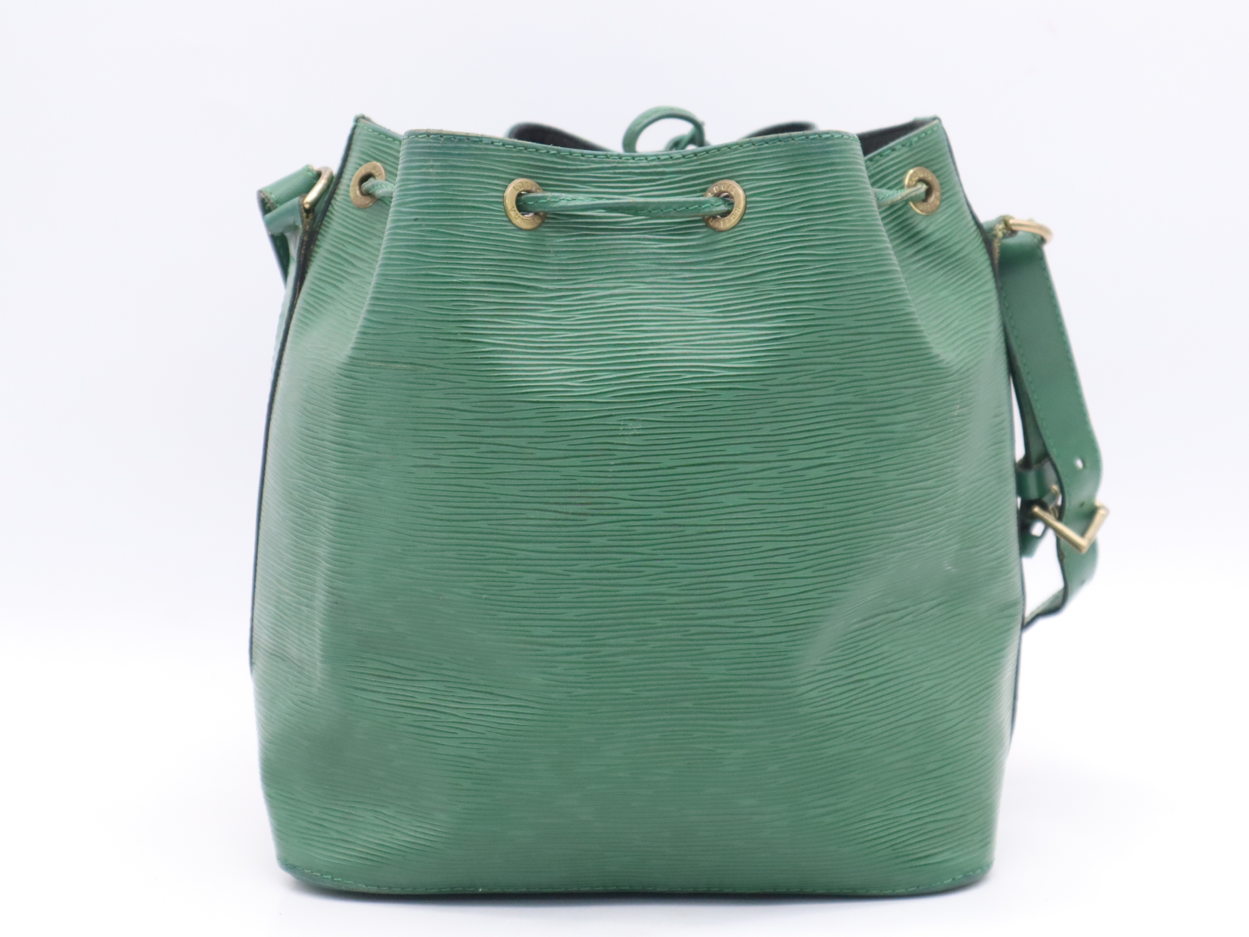 M44104 Epi Petit Noe Borneo Green Shoulder Bag — view 2