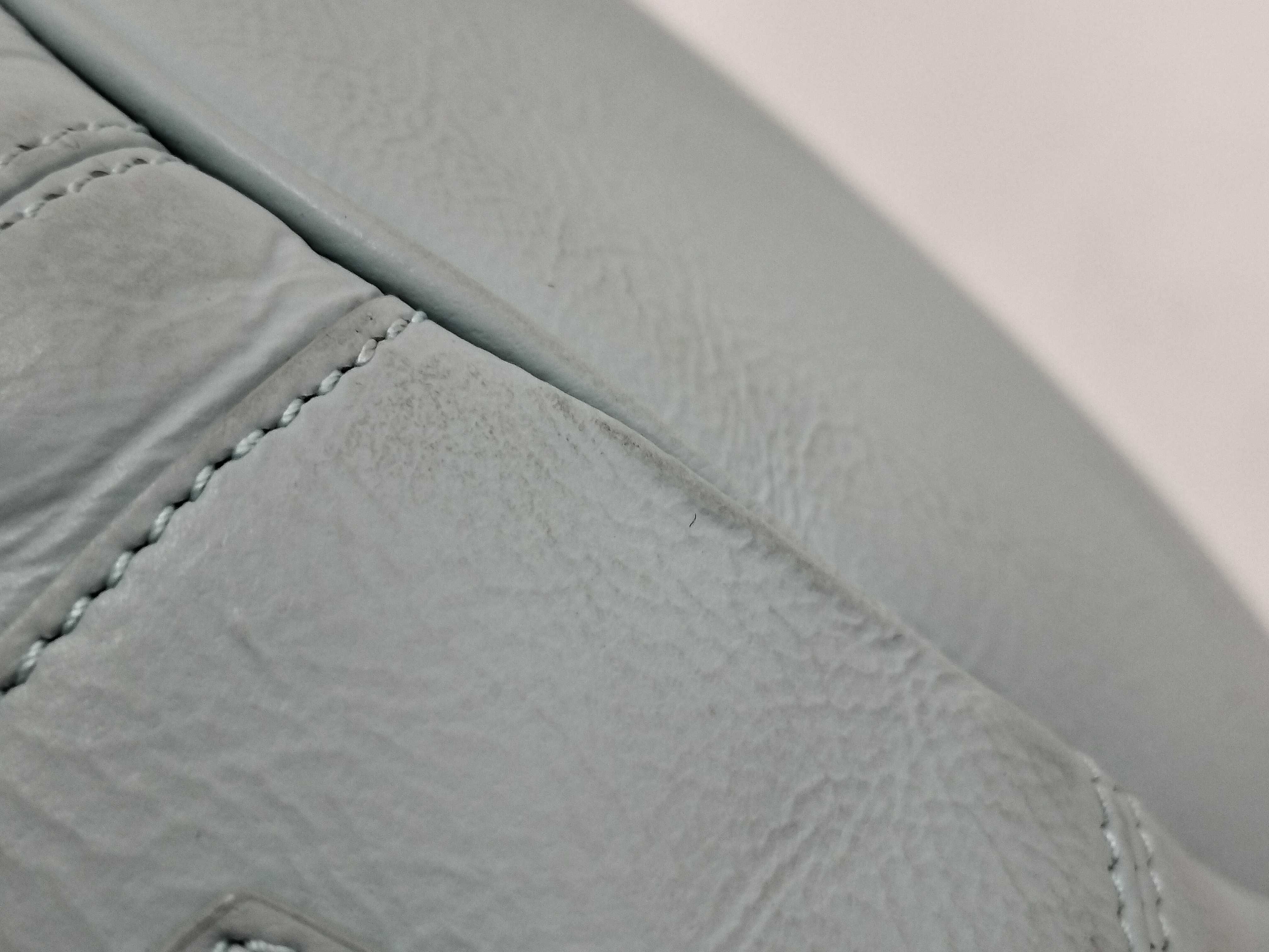 Classic Mini Pom 2-Way Bag Handbag — view 7
