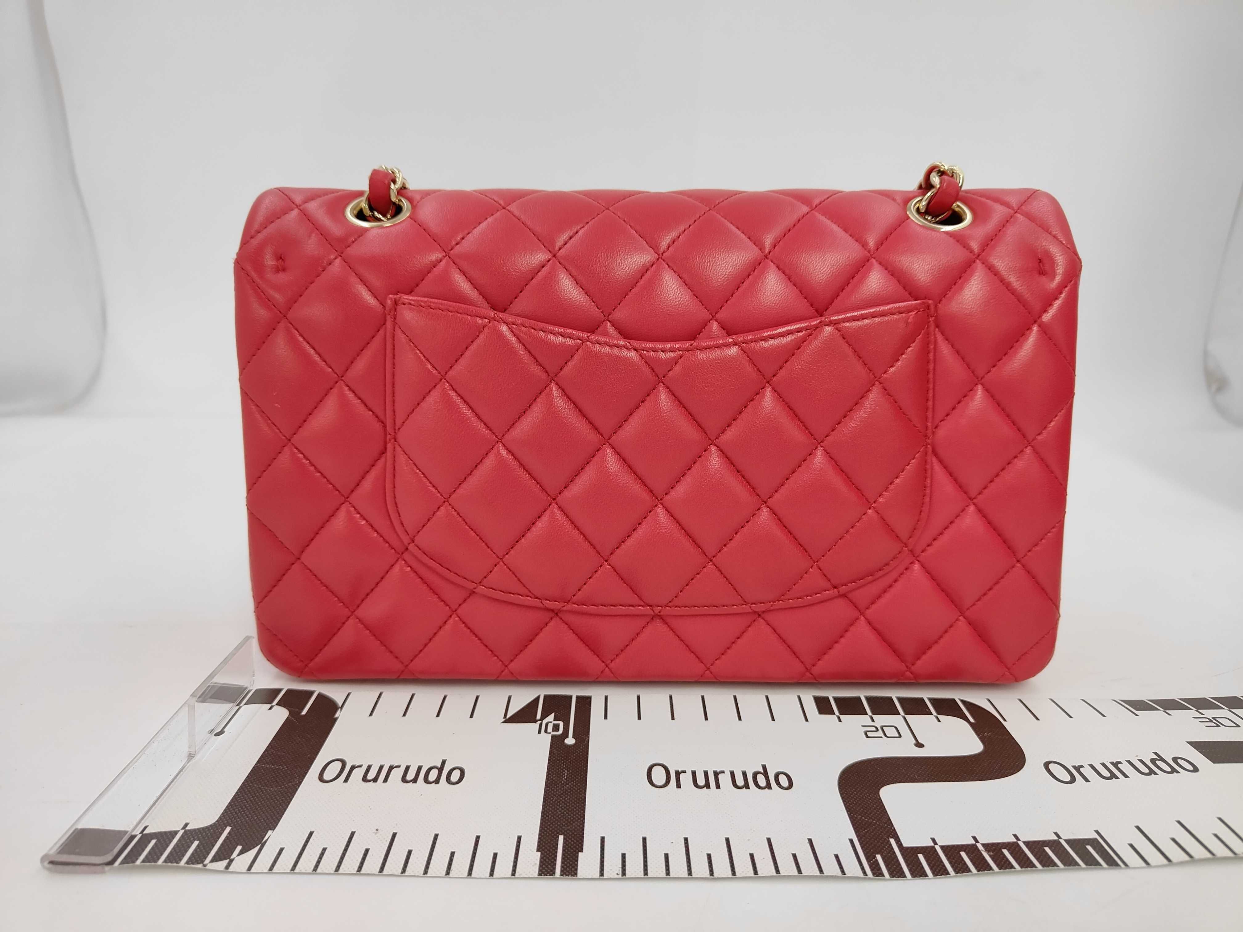 Matelassé Double Flap Chain Shoulder Bag, Lambskin, Red, Gold Hardware. — view 2