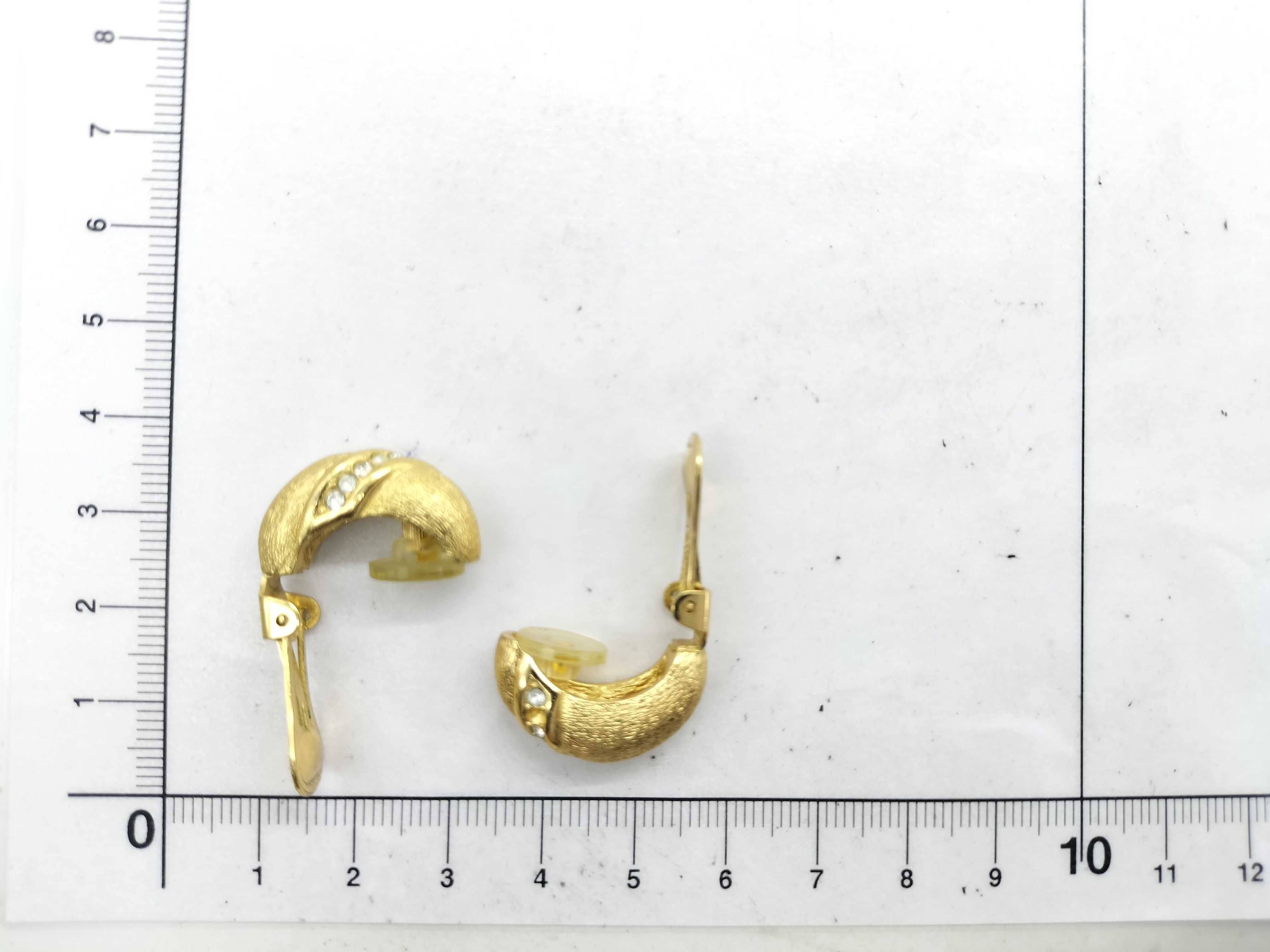 Earrings — view 7