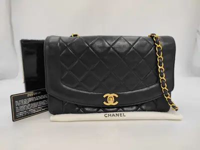 Lambskin Diana 25 Shoulder Bag