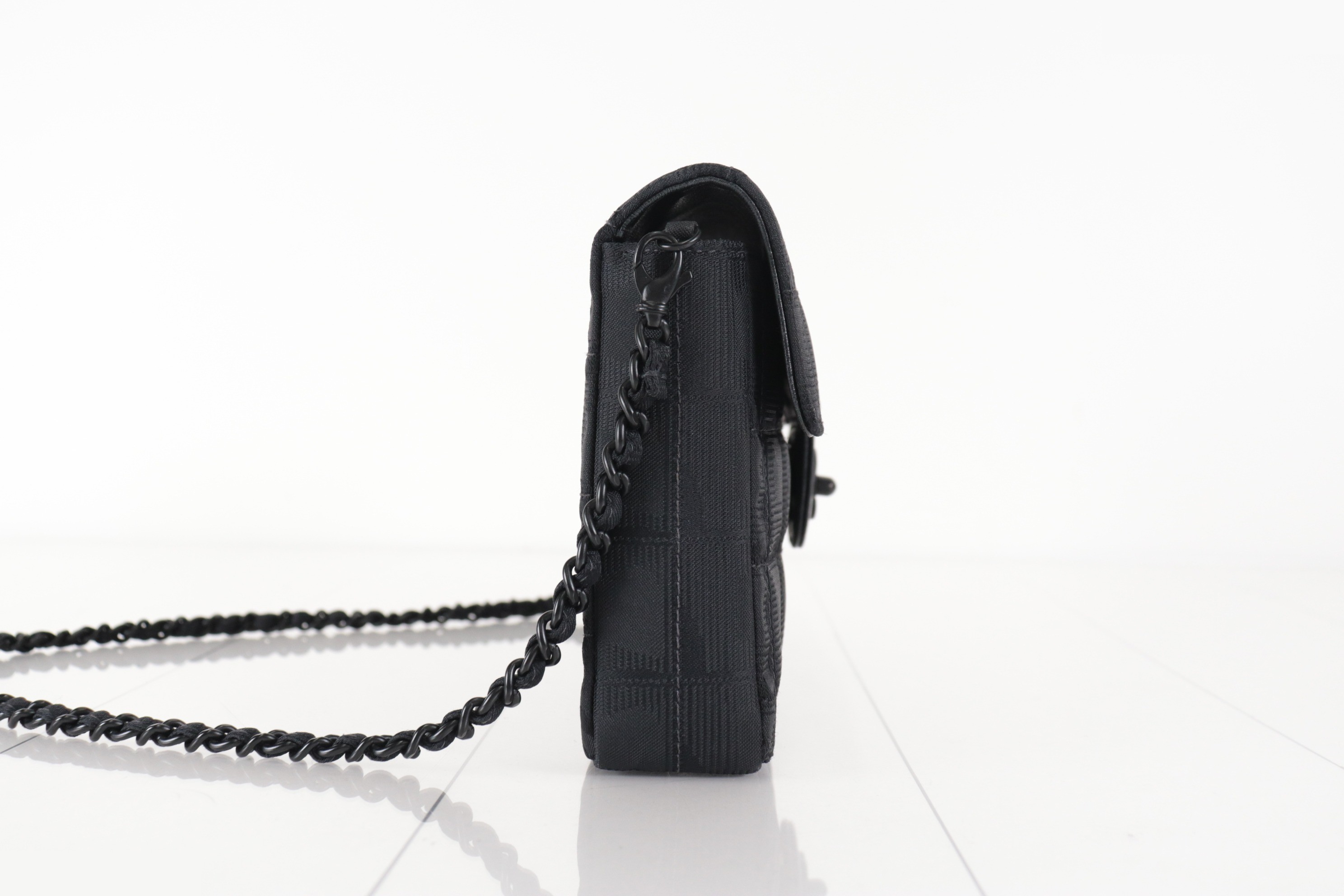 Nylon chain shoulder bag, size 7. — view 4