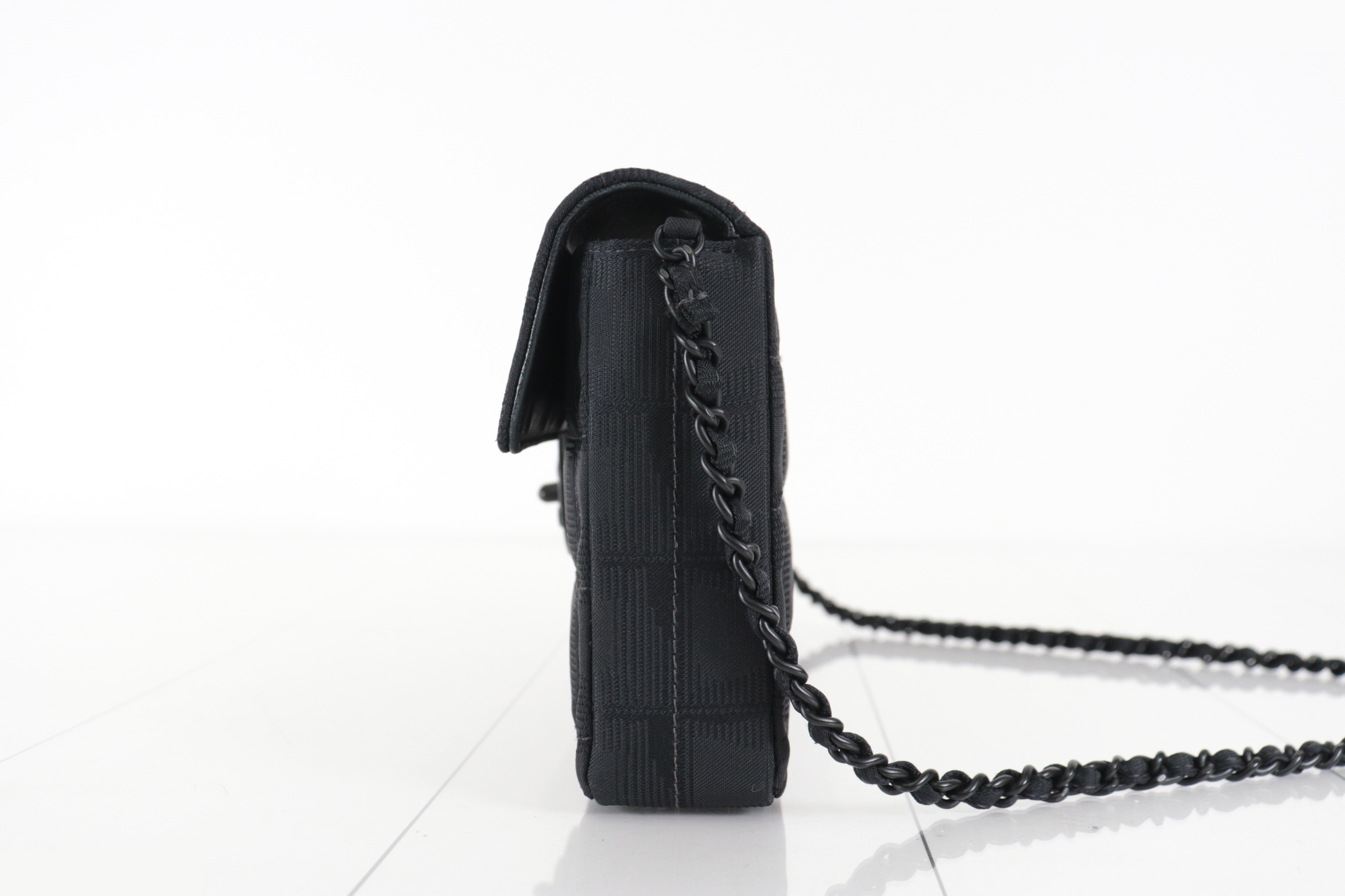 Nylon chain shoulder bag, size 7. — view 5