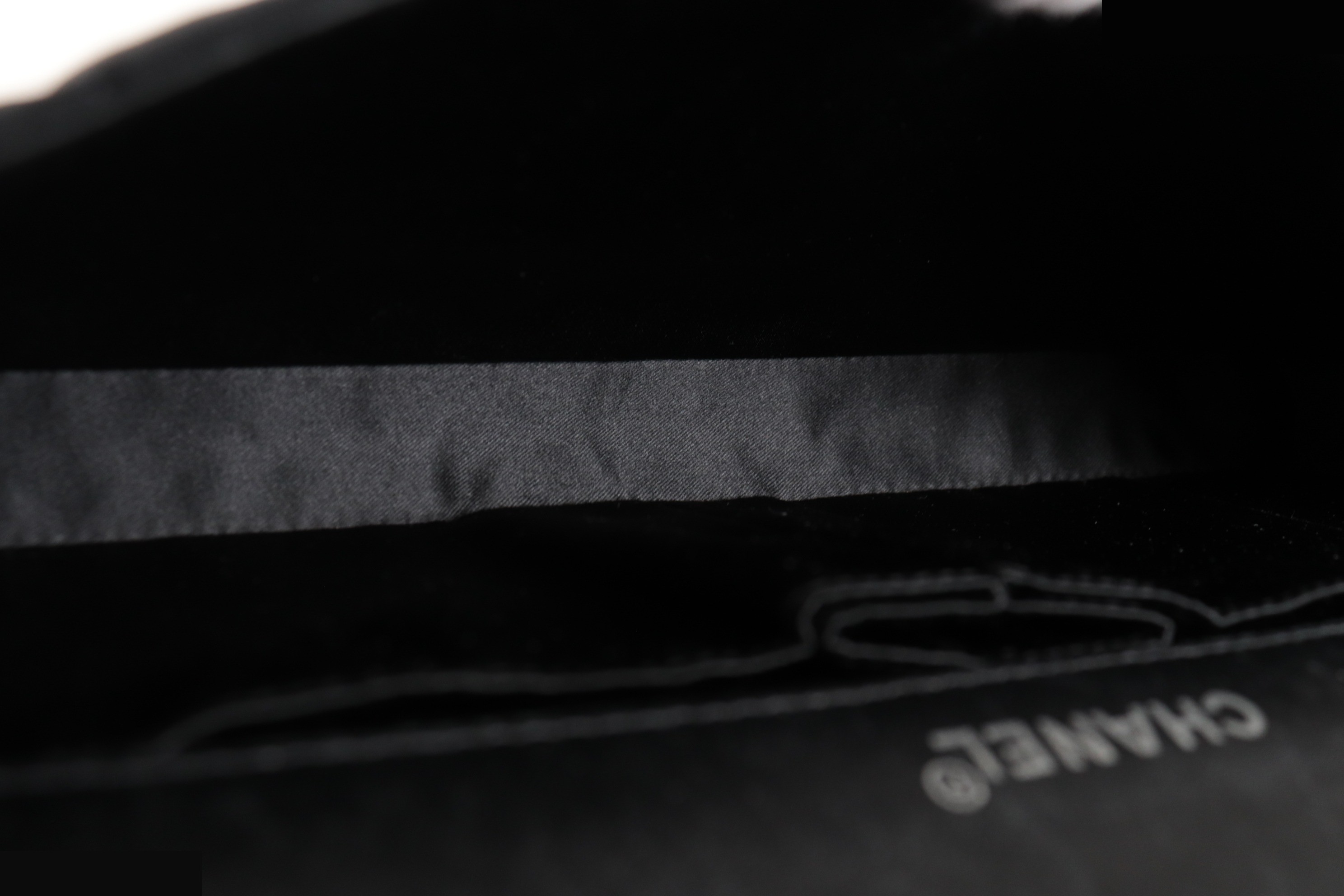 Nylon chain shoulder bag, size 7. — view 9