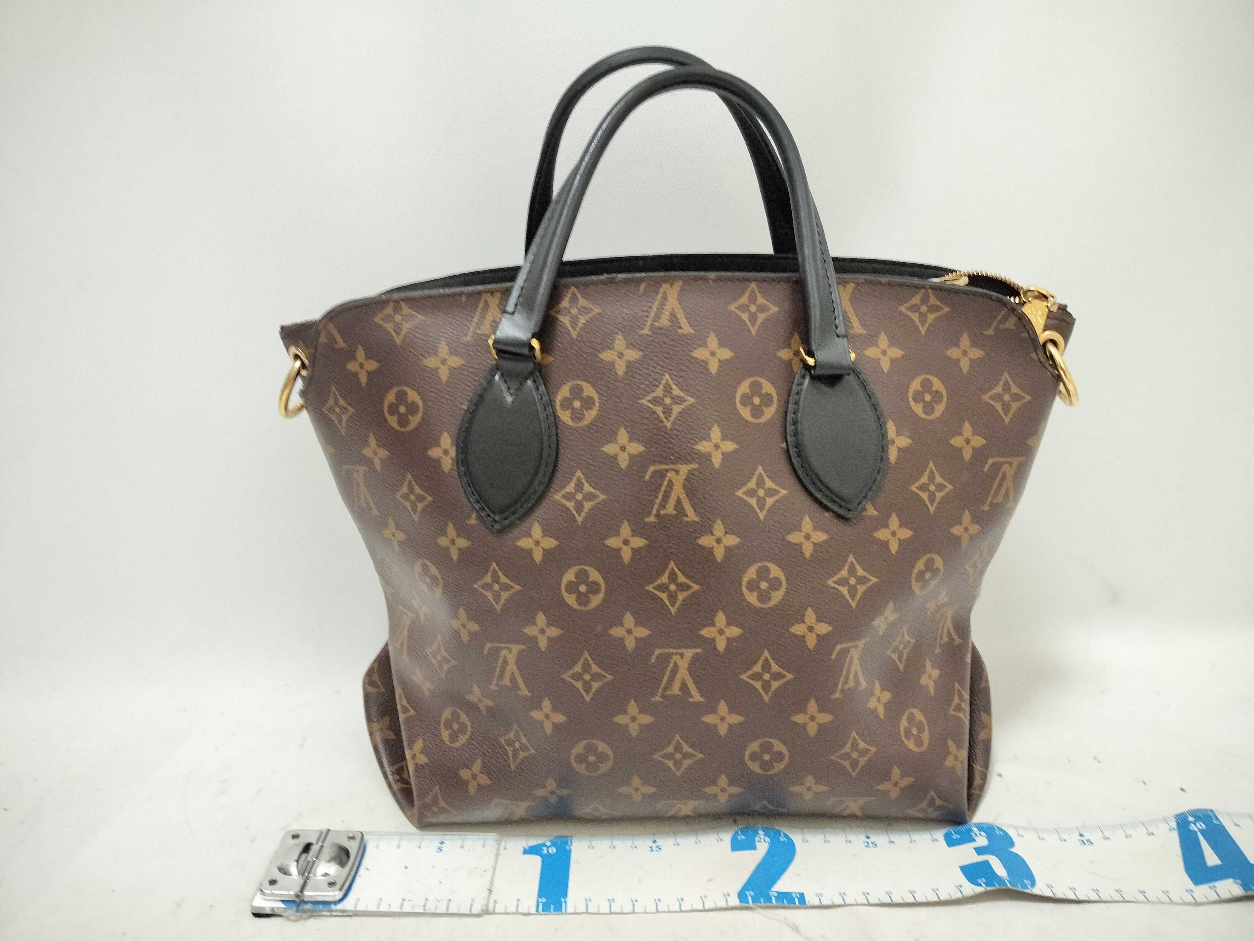Monogram Louis Vuitton M44351 Monogram Flower Zipped PM Tote Bag Black Gold Hardware Tote Bag — view 2