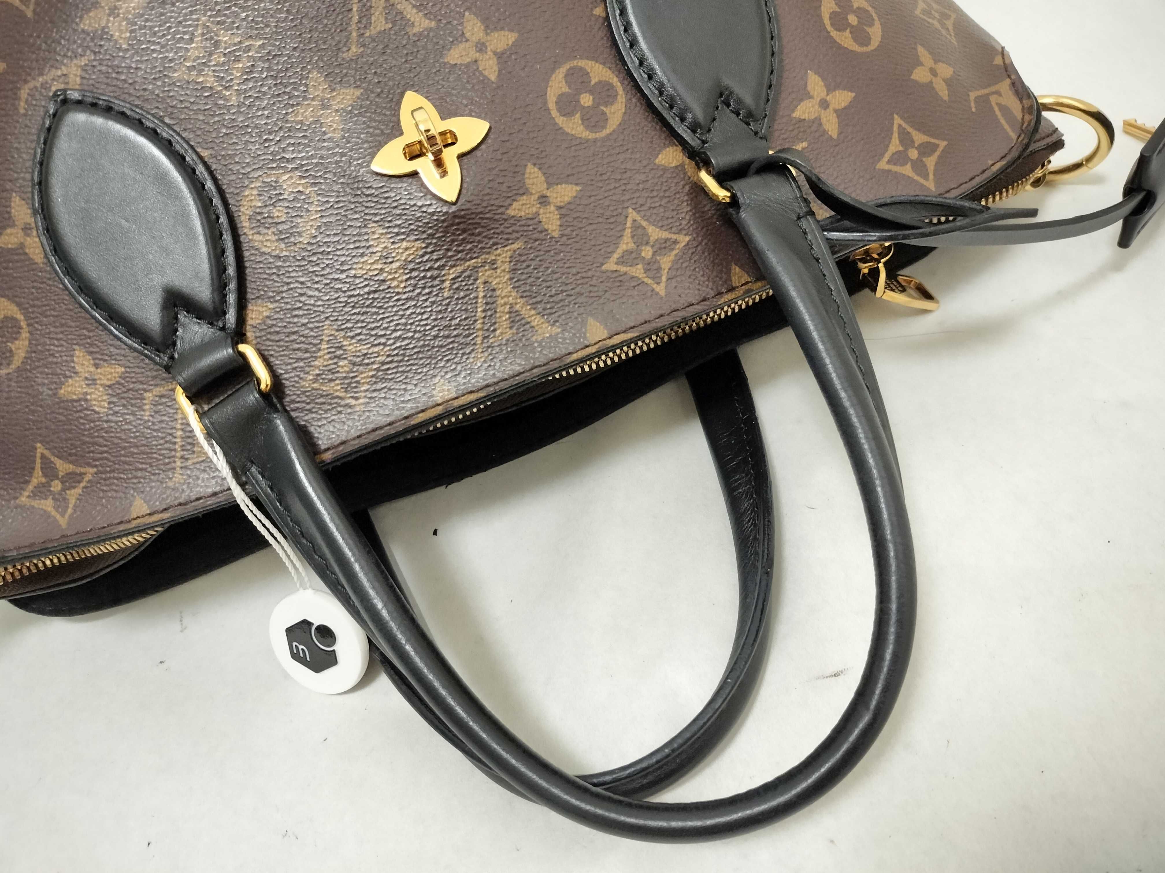 Monogram Louis Vuitton M44351 Monogram Flower Zipped PM Tote Bag Black Gold Hardware Tote Bag — view 3
