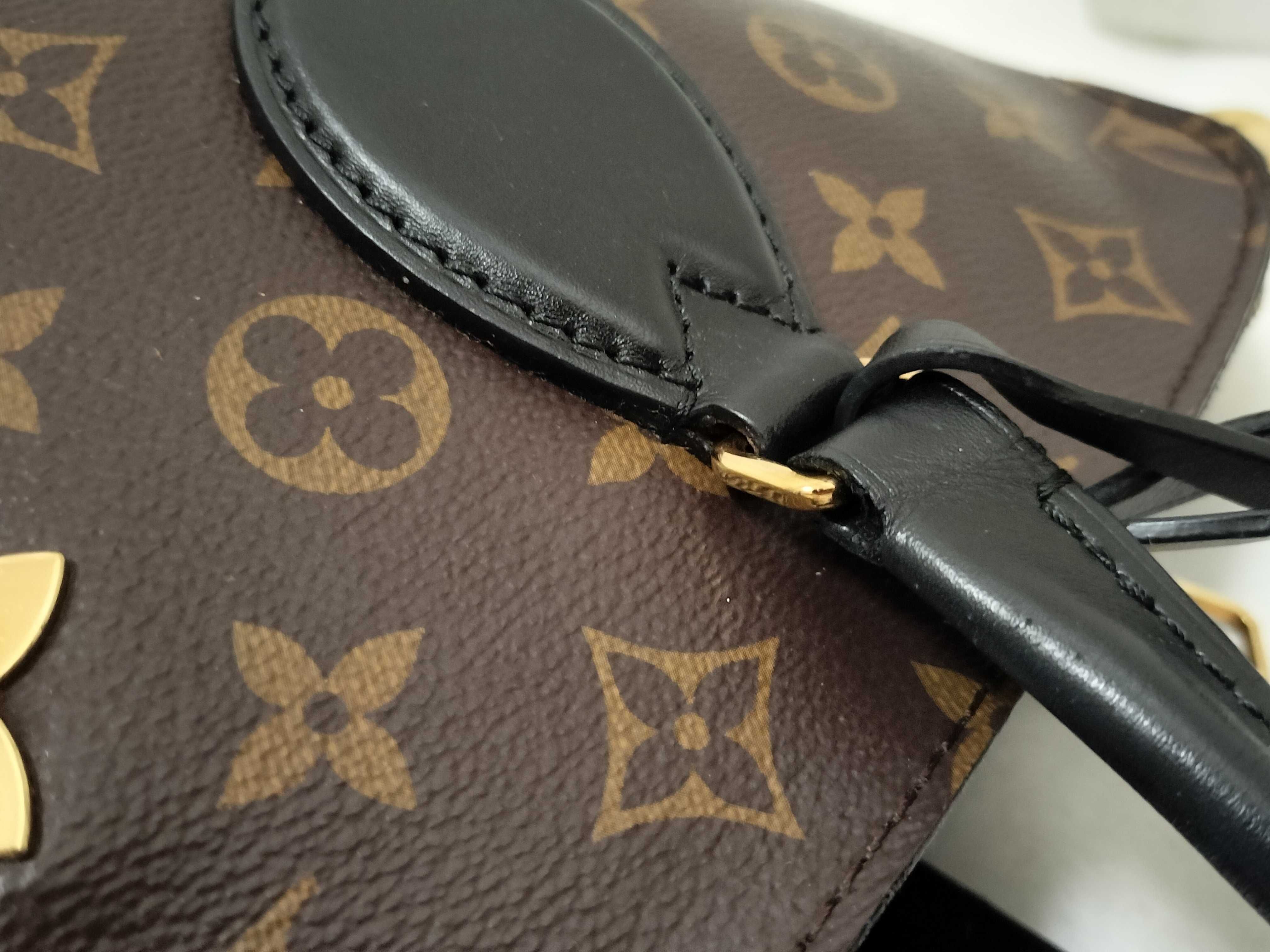 Monogram Louis Vuitton M44351 Monogram Flower Zipped PM Tote Bag Black Gold Hardware Tote Bag — view 5