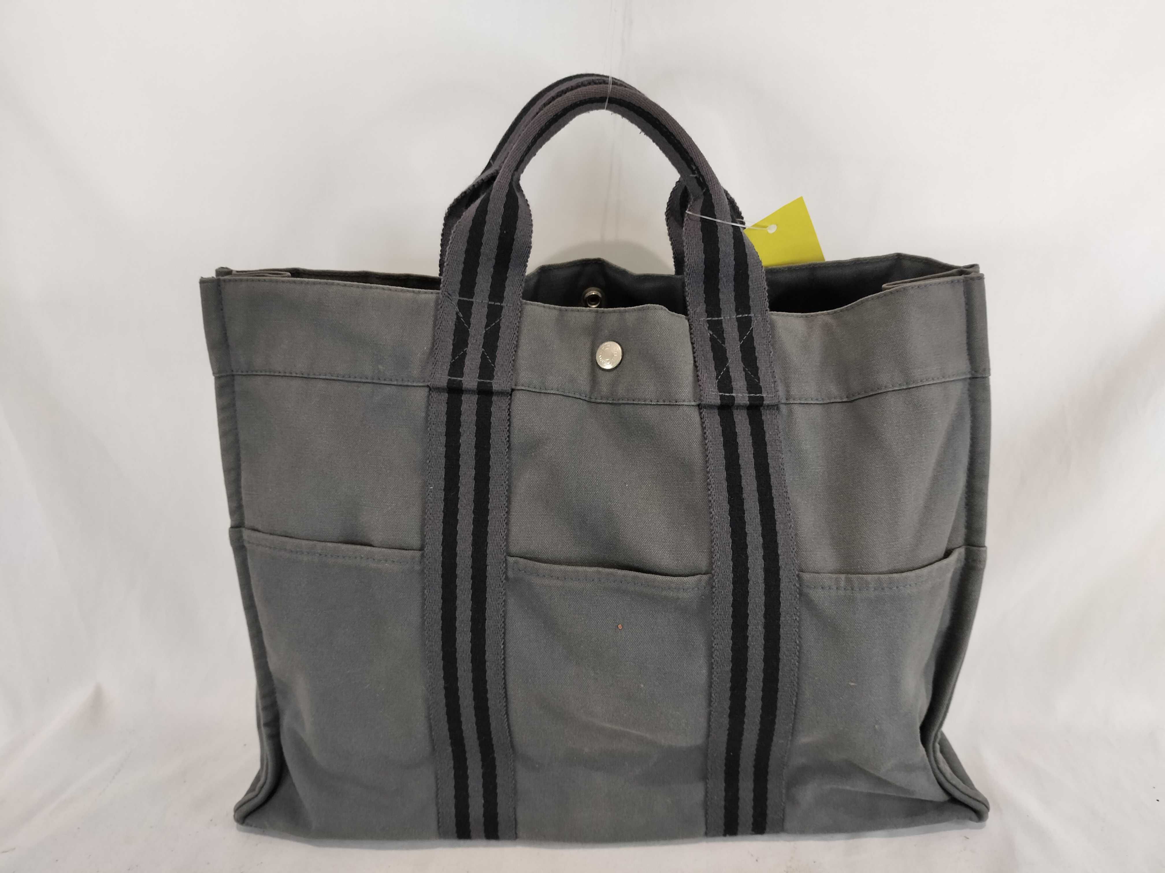 Fourre-Tout MM Tote Bag Handbag
