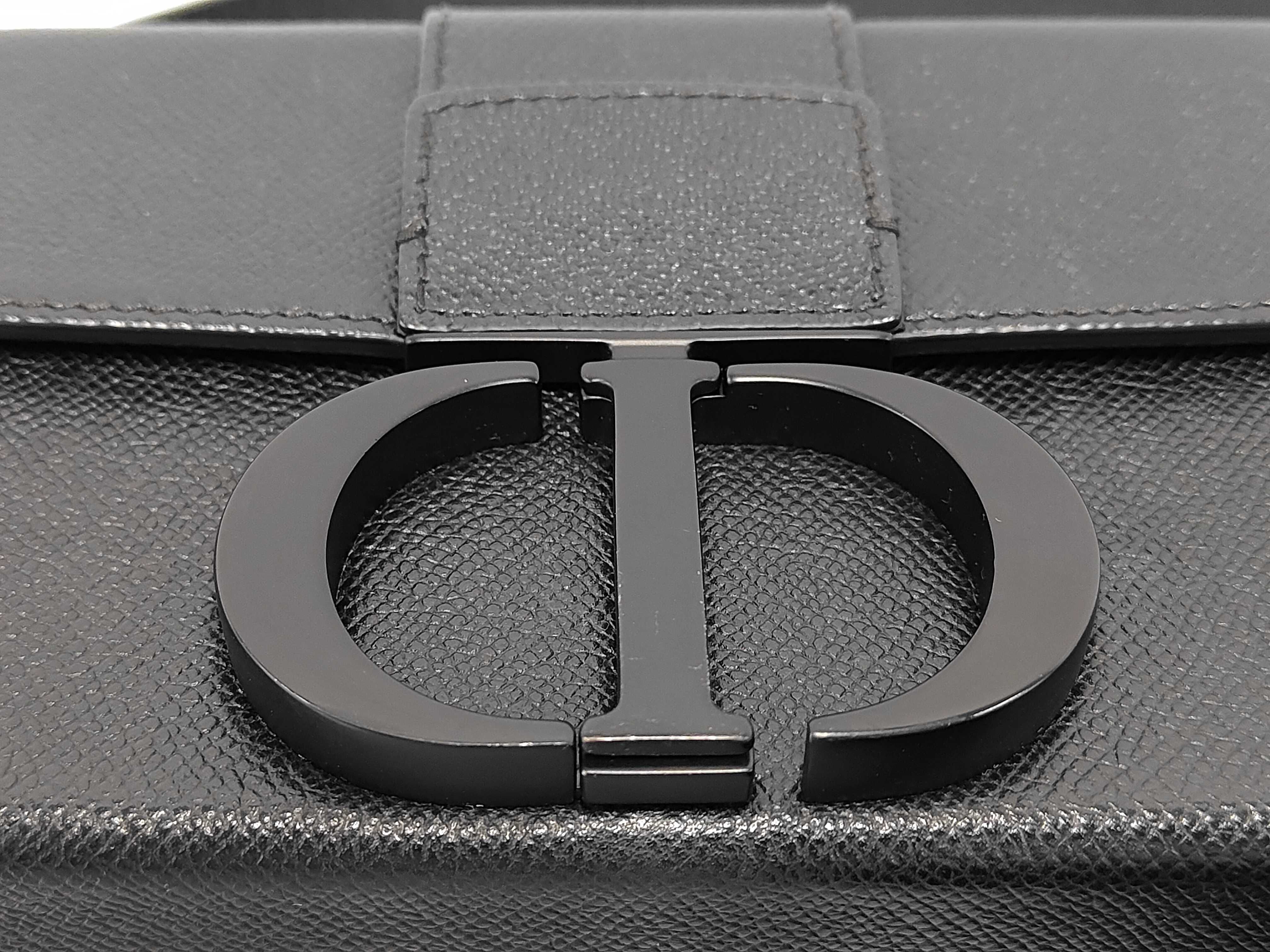 Montaigne 30 Leather Shoulder Bag Black Shoulder Bag — view 8