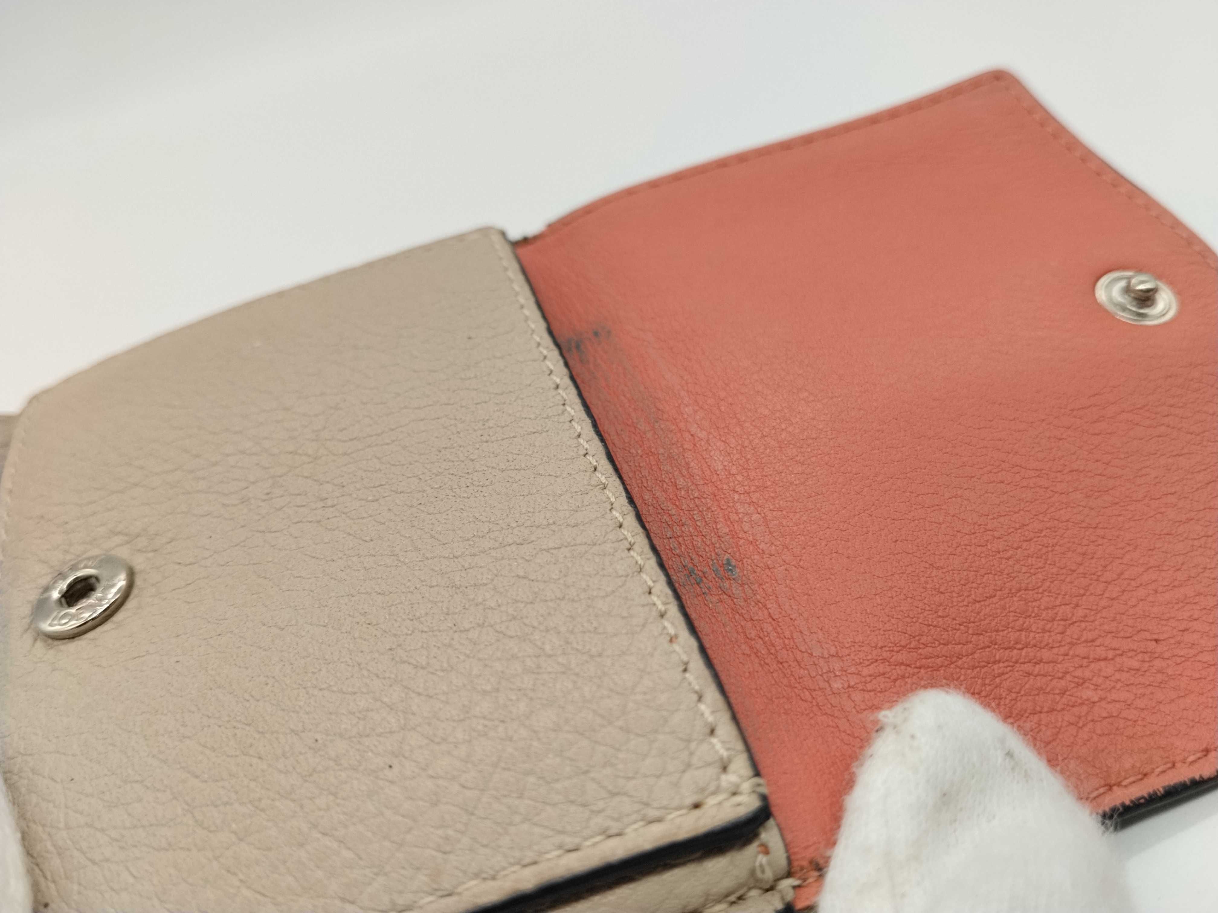 wallet — view 11