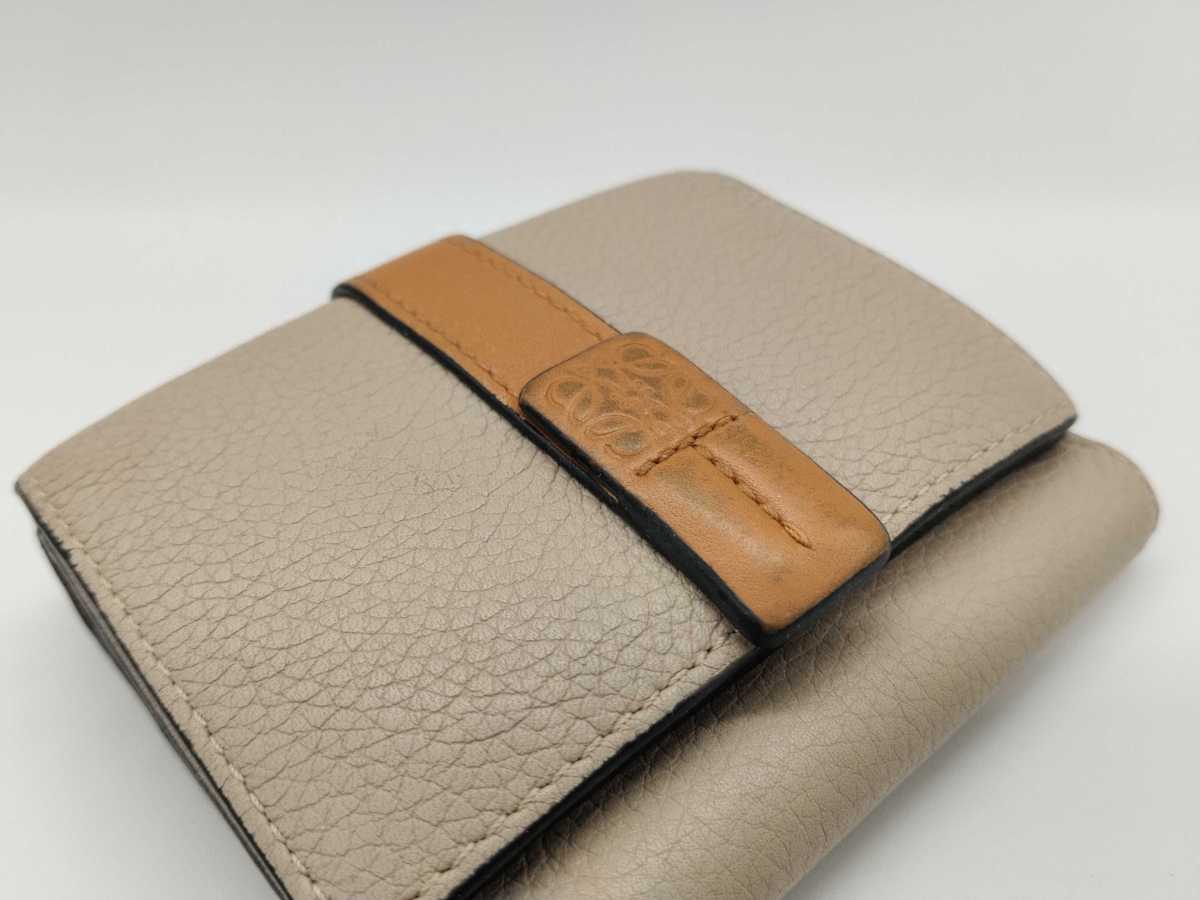 wallet — view 6
