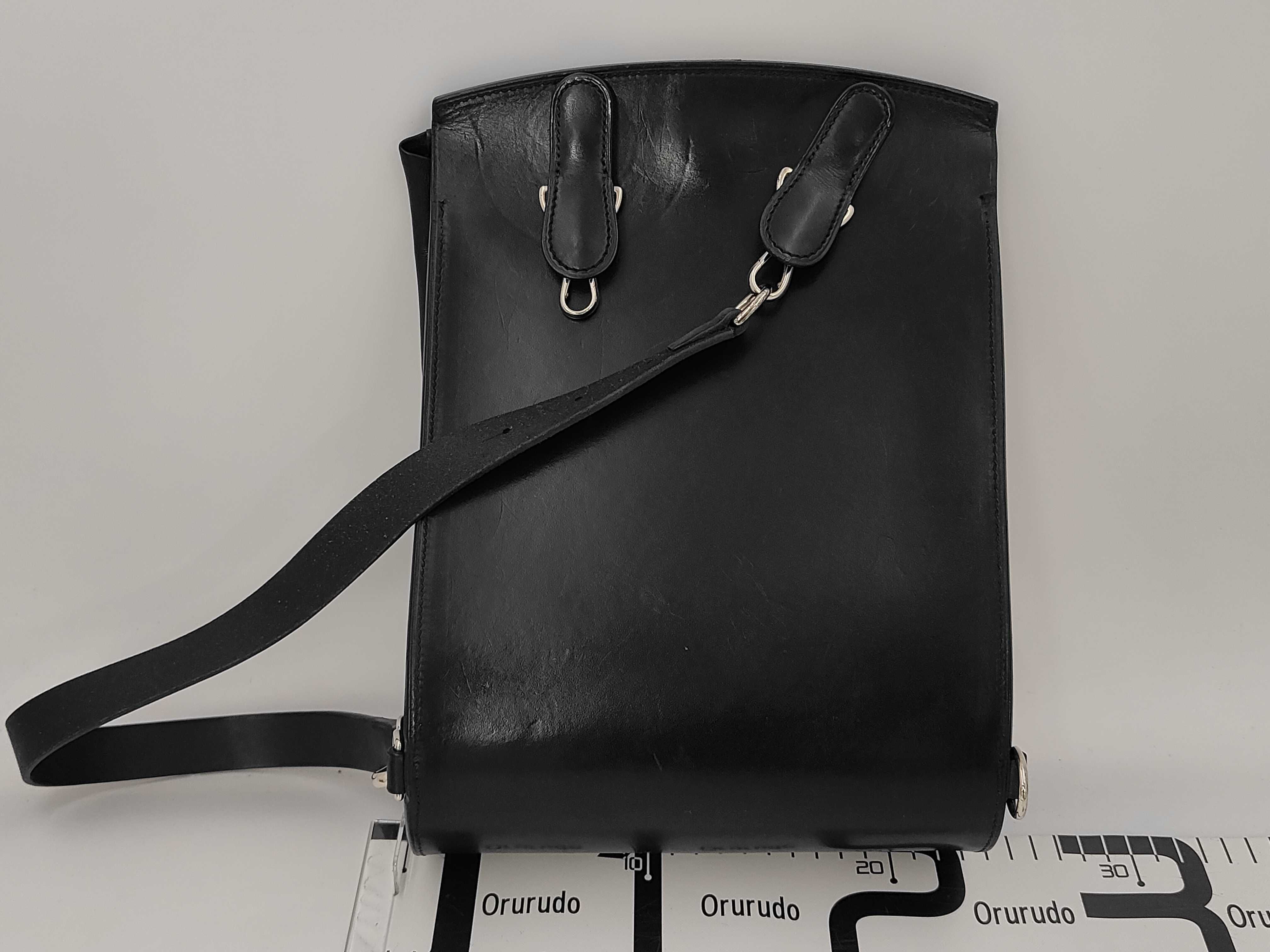 Sacoche Pourcelle Box Calf Black SS E Stamp Shoulder Bag — view 2