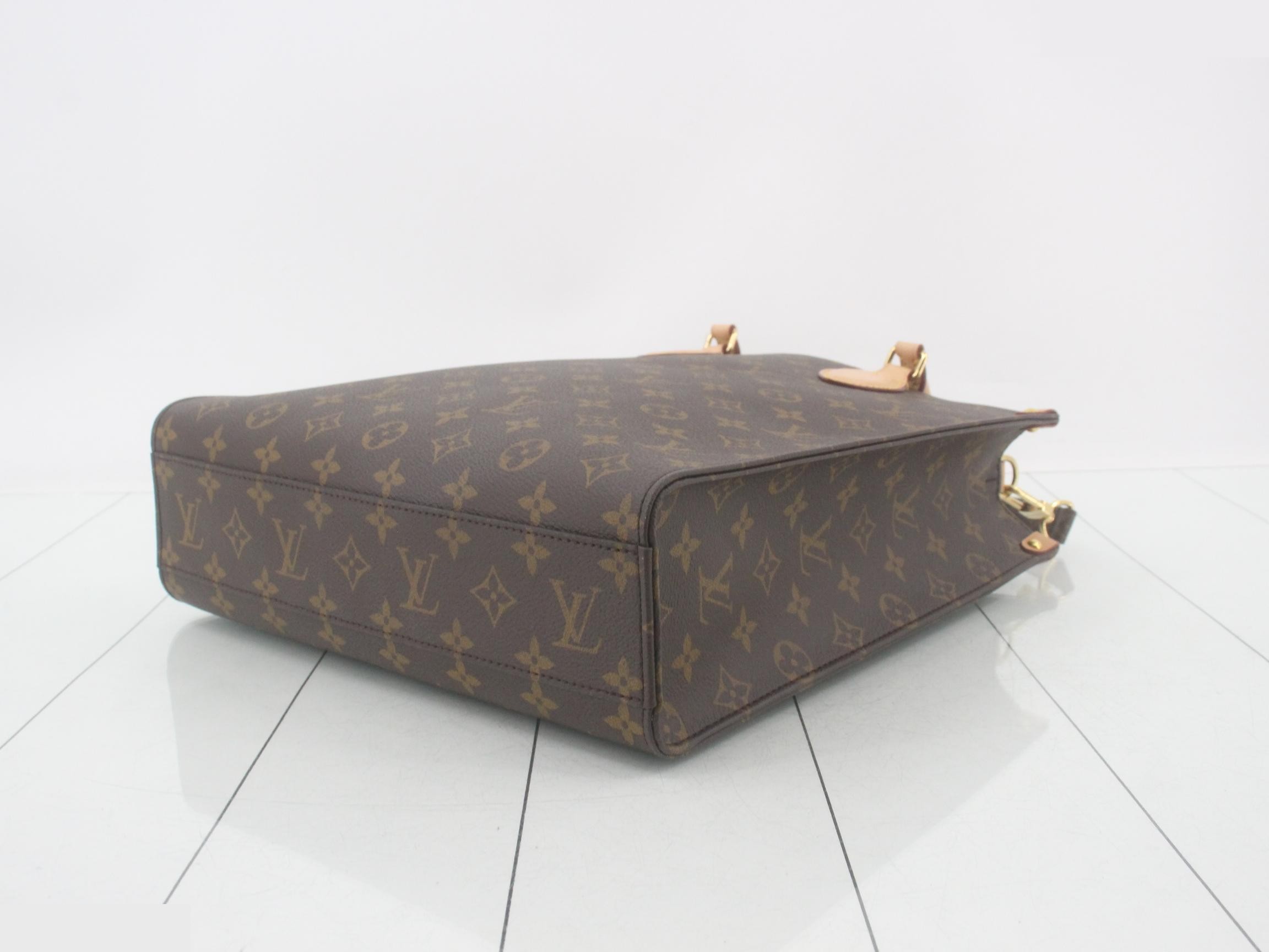 Monogram Sac Plat PM 2-Way Shoulder — view 6