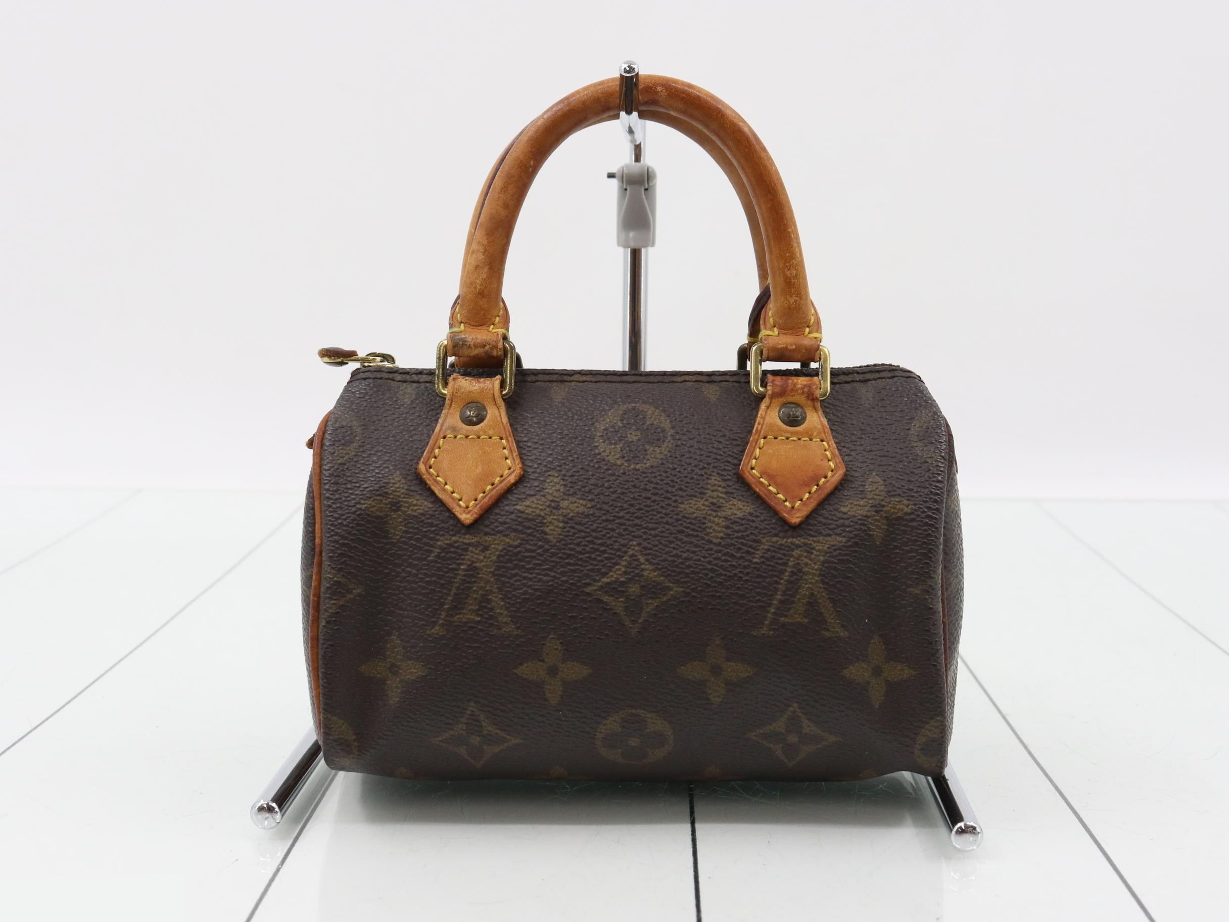 Mini Speedy handbag with strap, Monogram pattern. — view 2