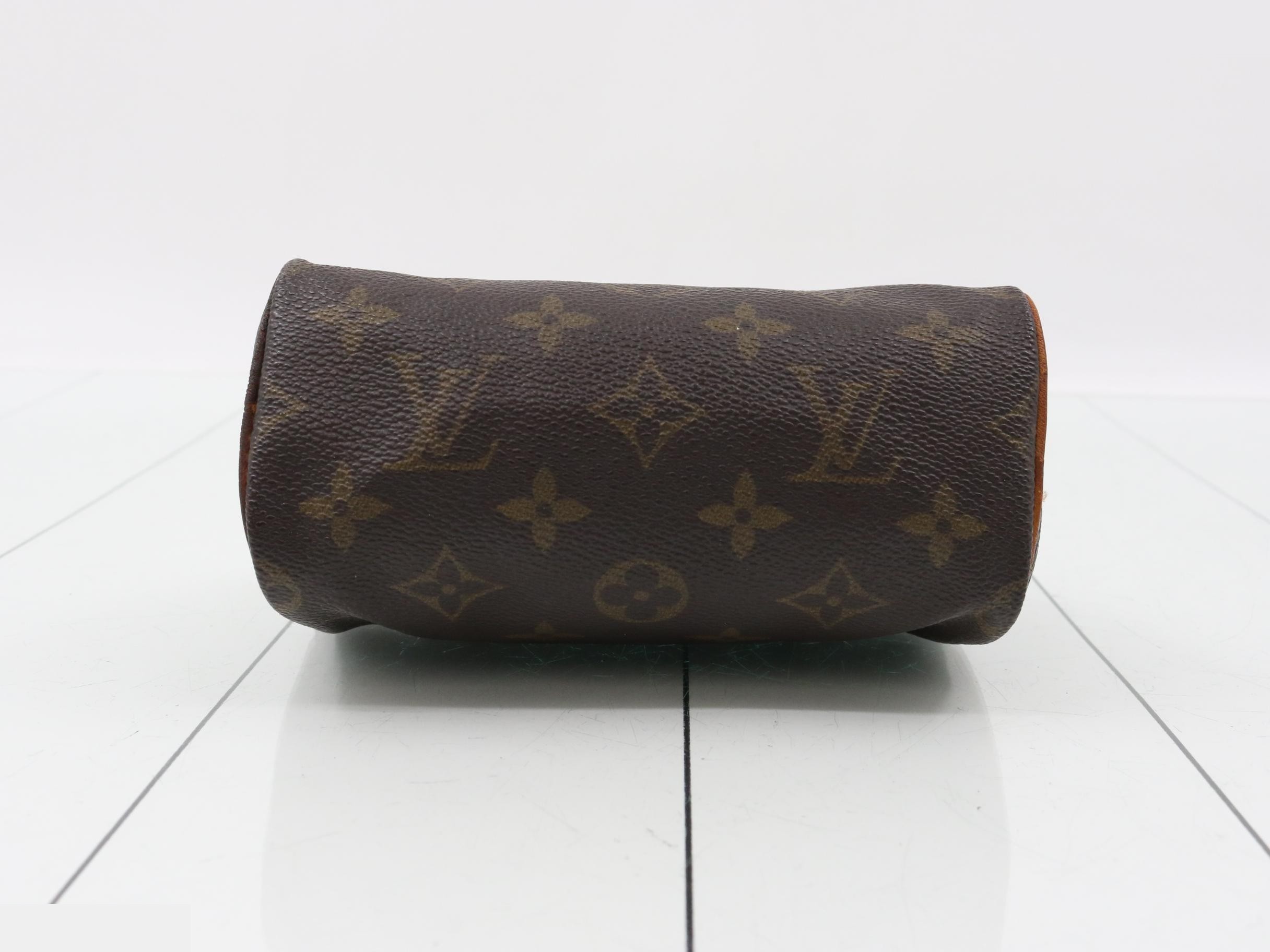Mini Speedy handbag with strap, Monogram pattern. — view 3