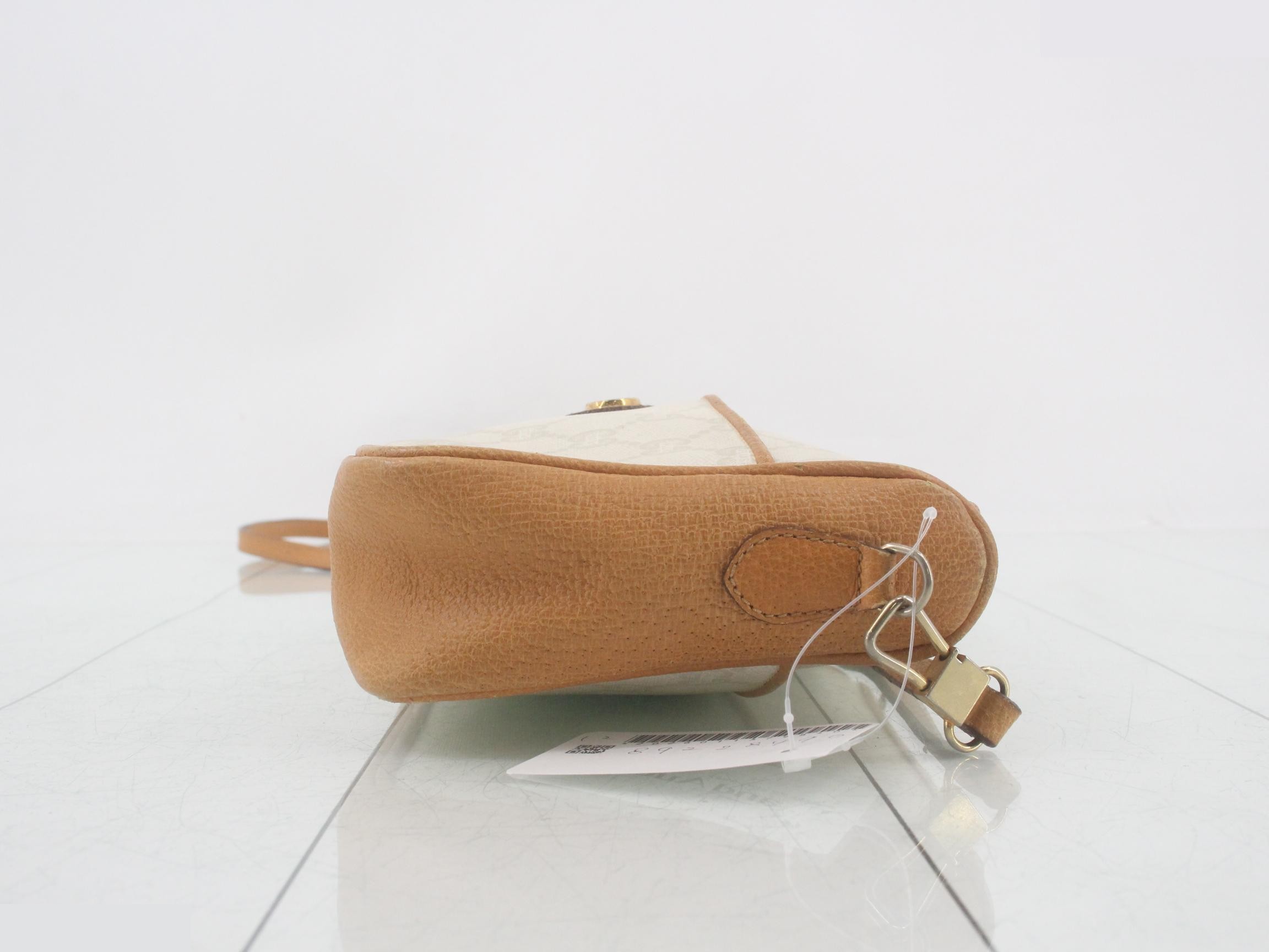 GG Plus Leather Shoulder Bag — view 3