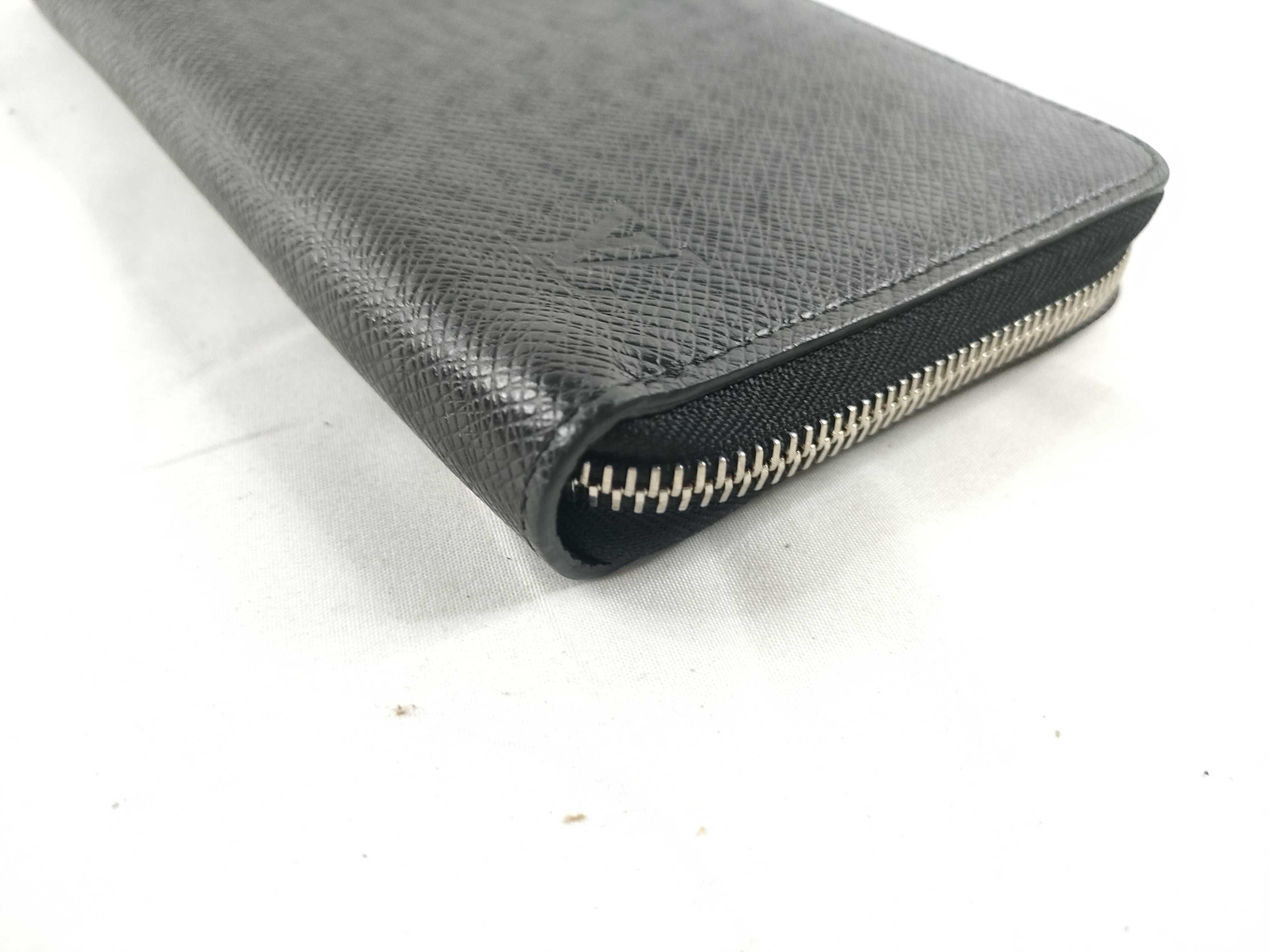 Taiga Louis Vuitton Zippy Organizer NM Wallet — view 3
