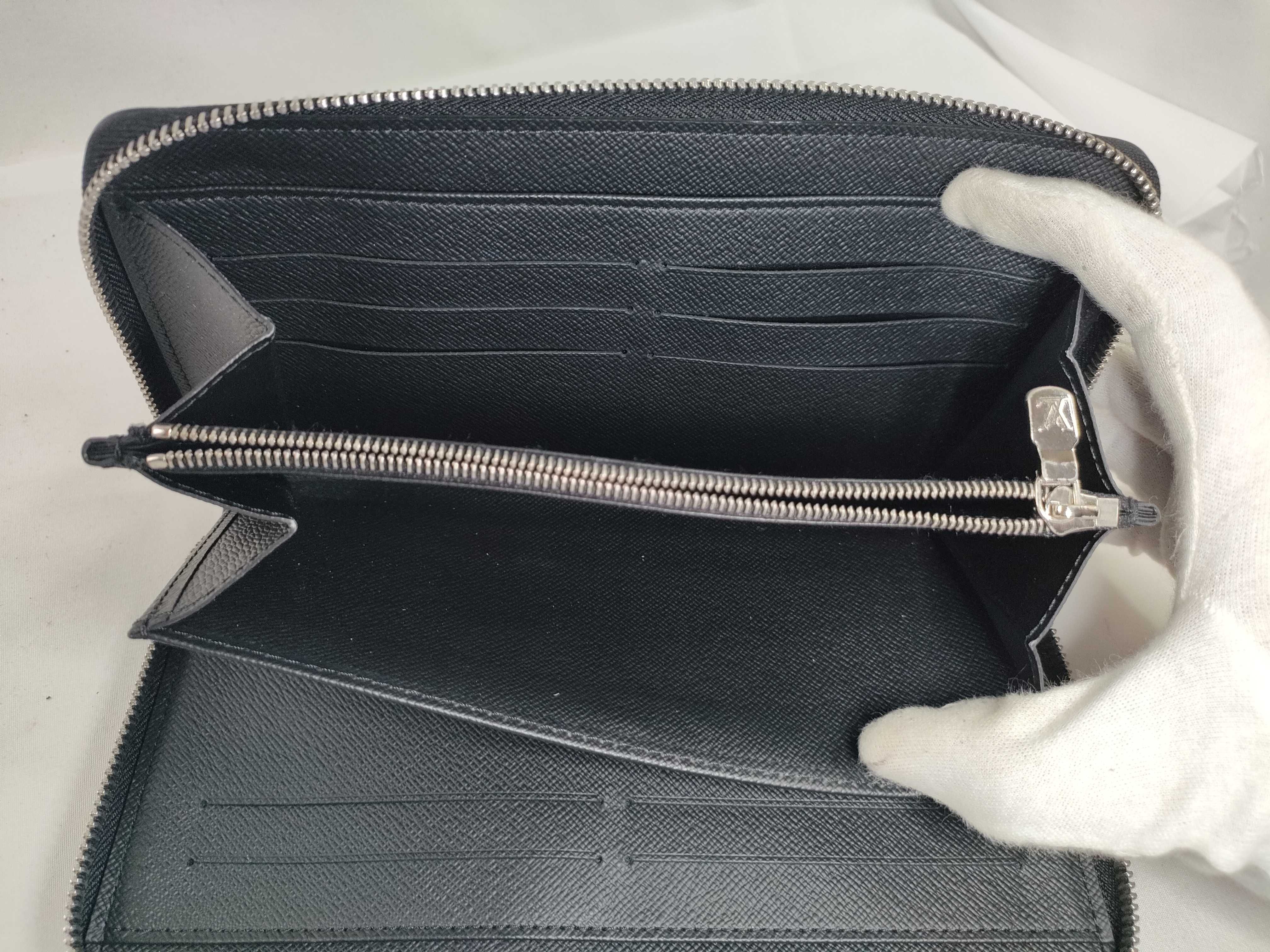 Taiga Louis Vuitton Zippy Organizer NM Wallet — view 10
