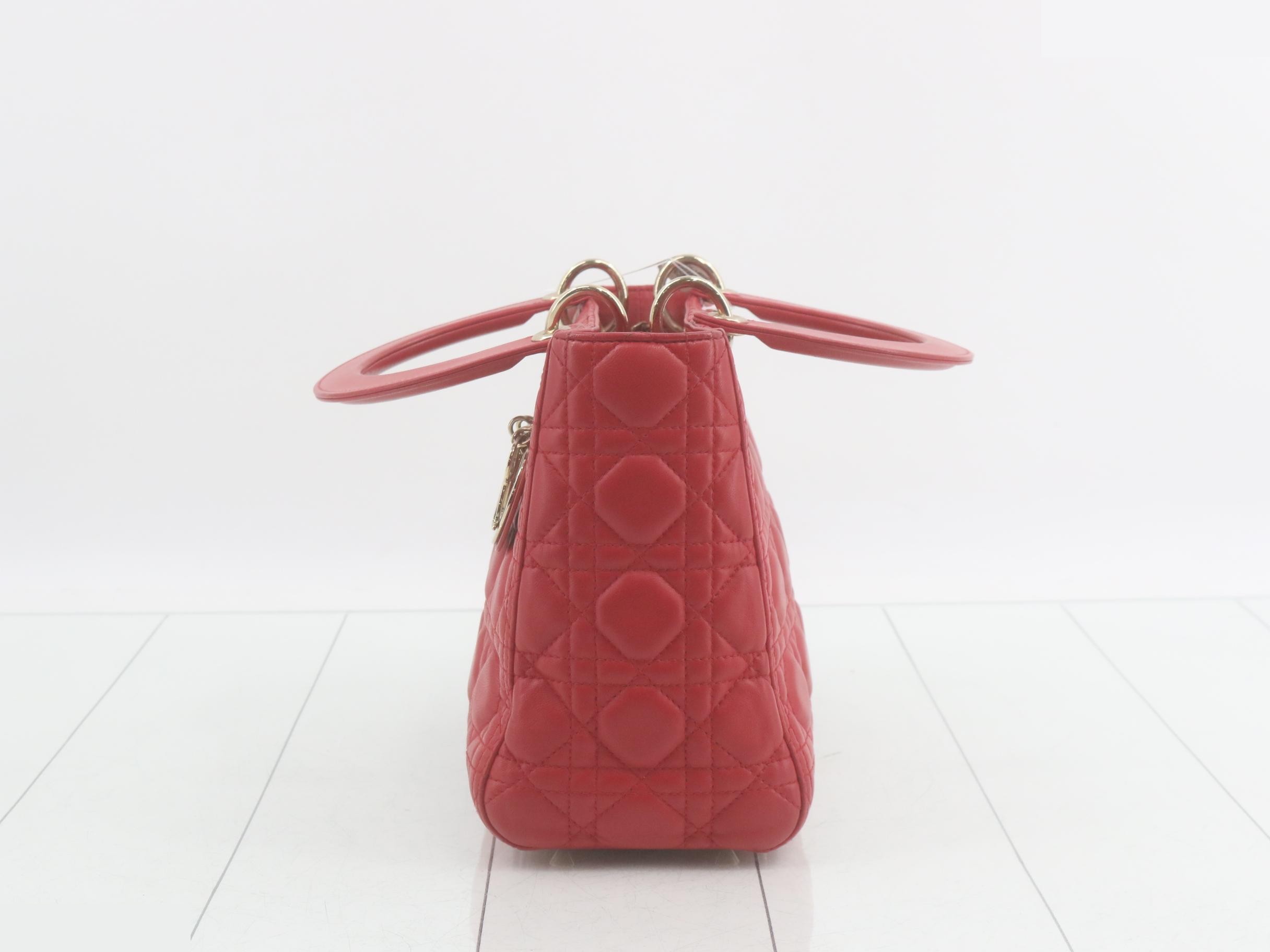 handbag — view 3