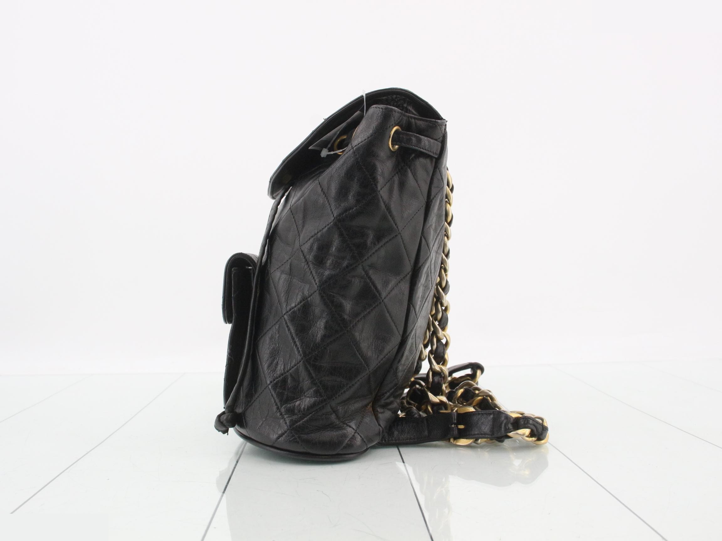 Matelassé Chain Backpack — view 3