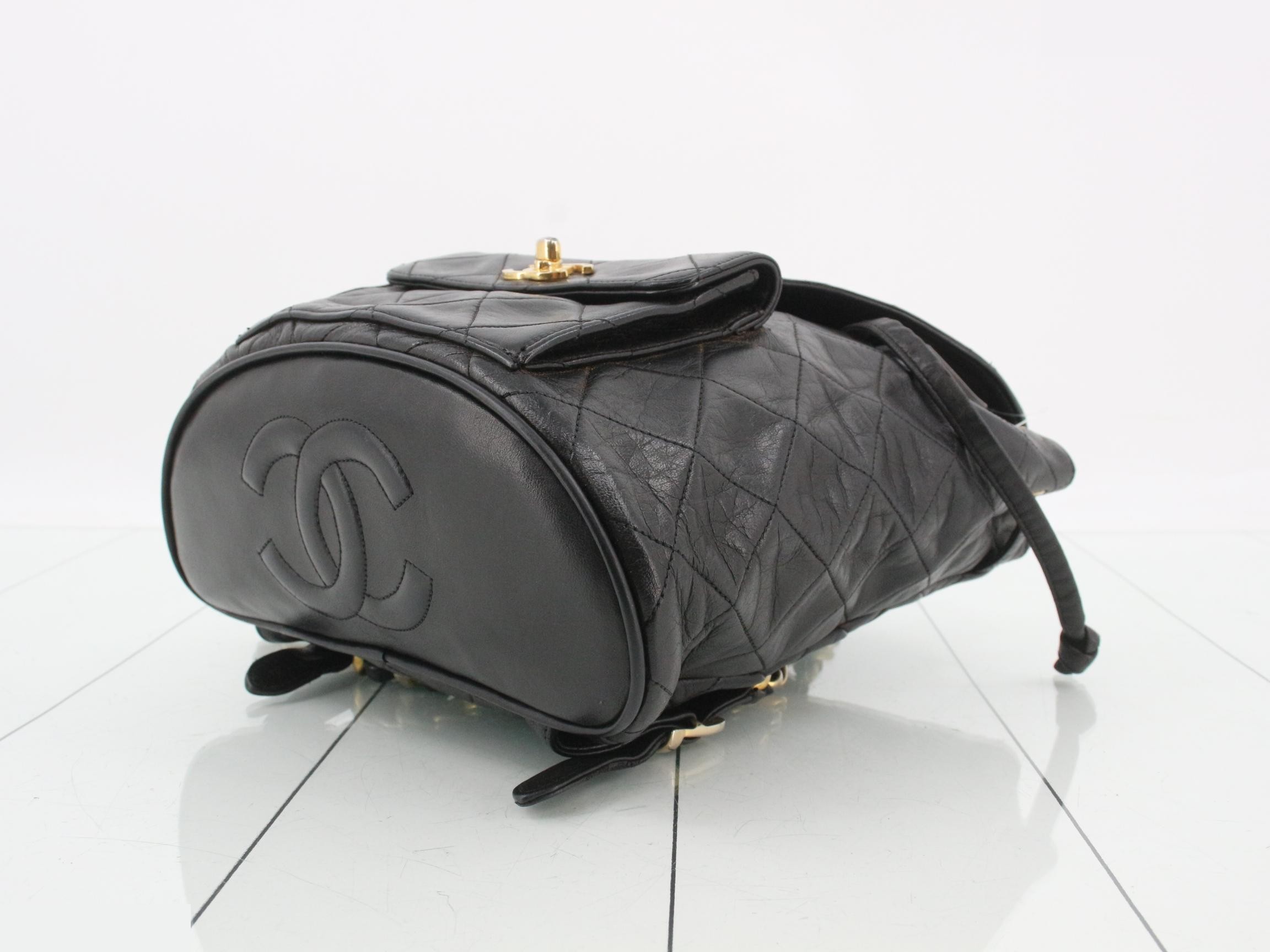 Matelassé Chain Backpack — view 6