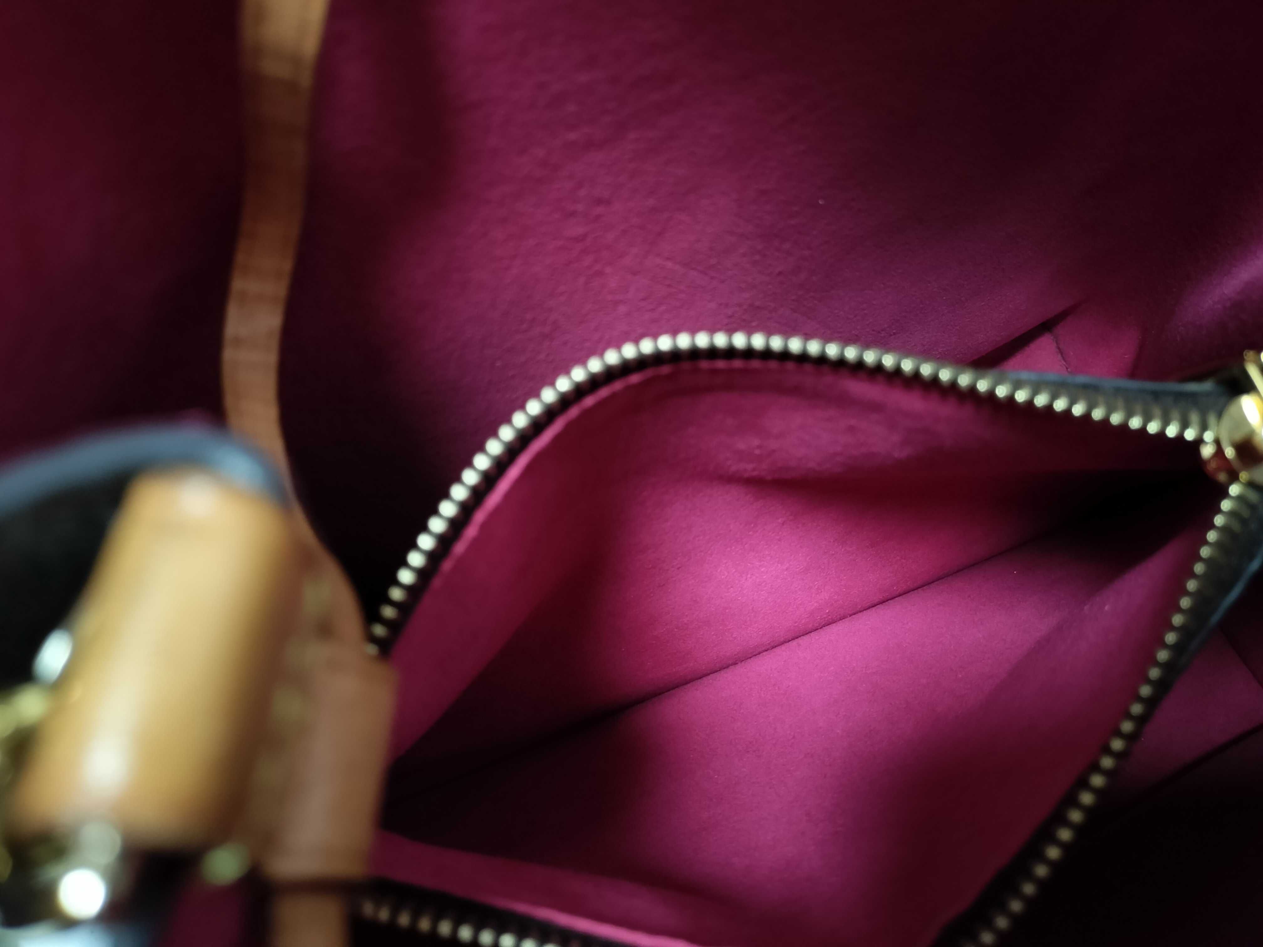 Monogram Louis Vuitton Shoulder Bag — view 12