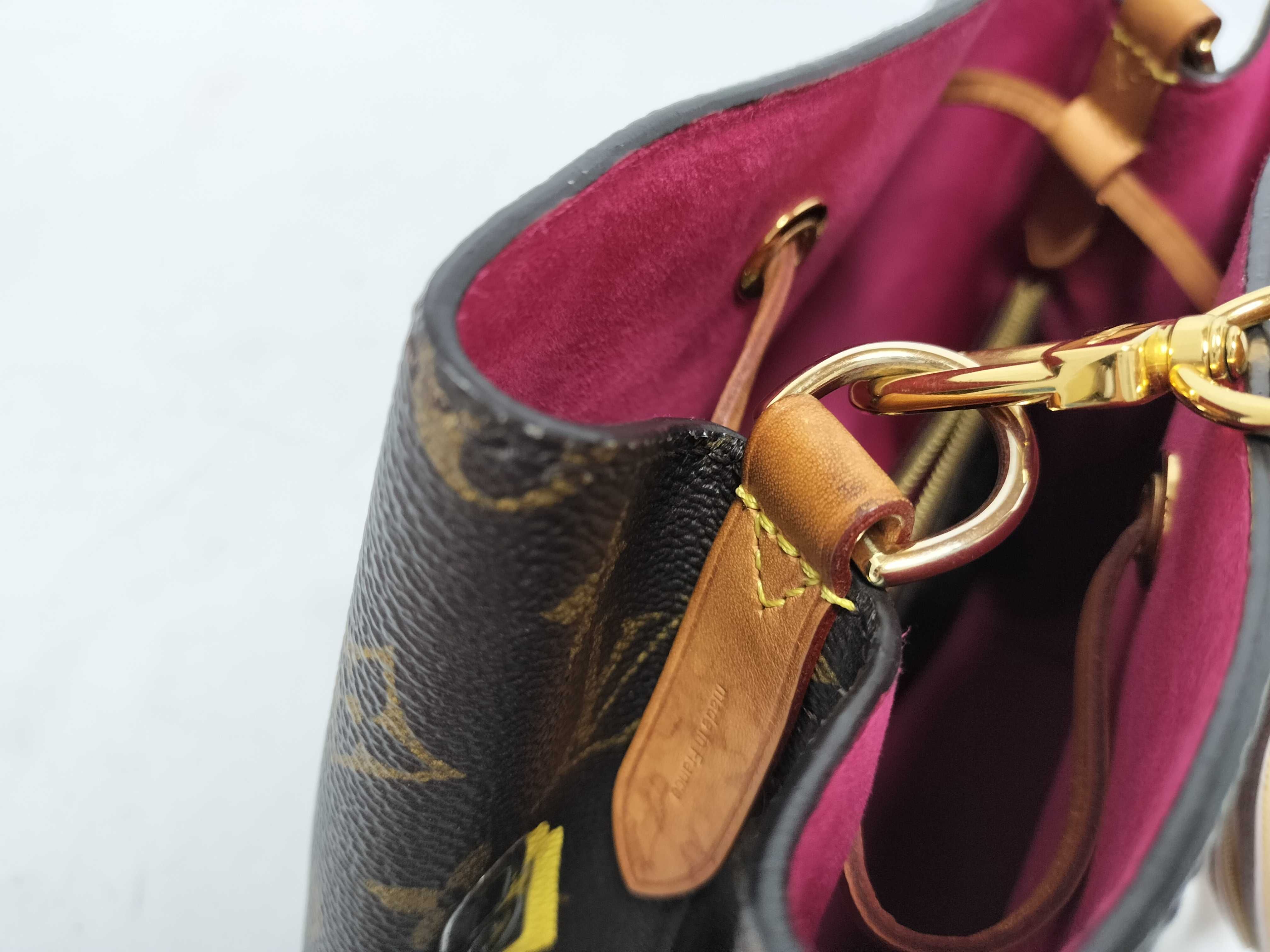 Monogram Louis Vuitton Shoulder Bag — view 5
