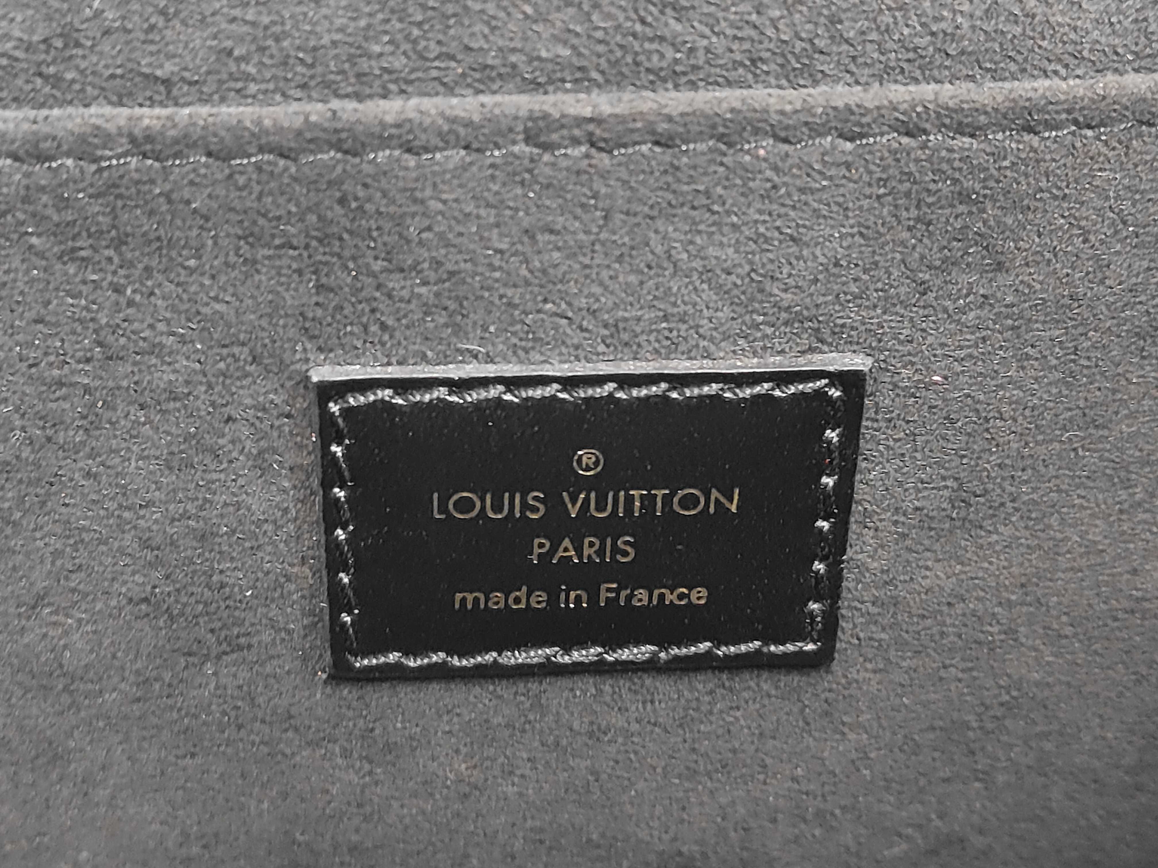 Dauphine MM Noir 2-Way Shoulder Bag — view 8