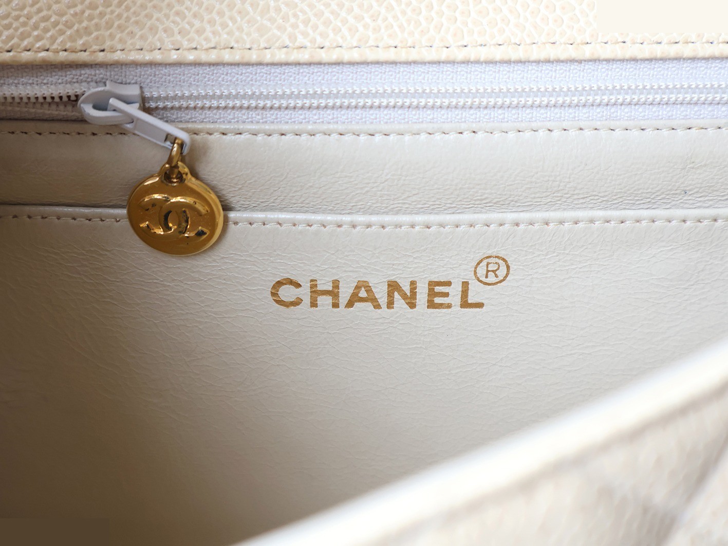 Caviar Skin Diana 25 Chain Shoulder Bag, Beige — view 11