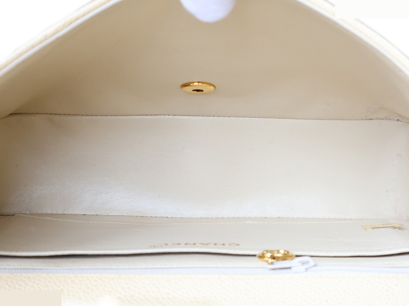 Caviar Skin Diana 25 Chain Shoulder Bag, Beige — view 12