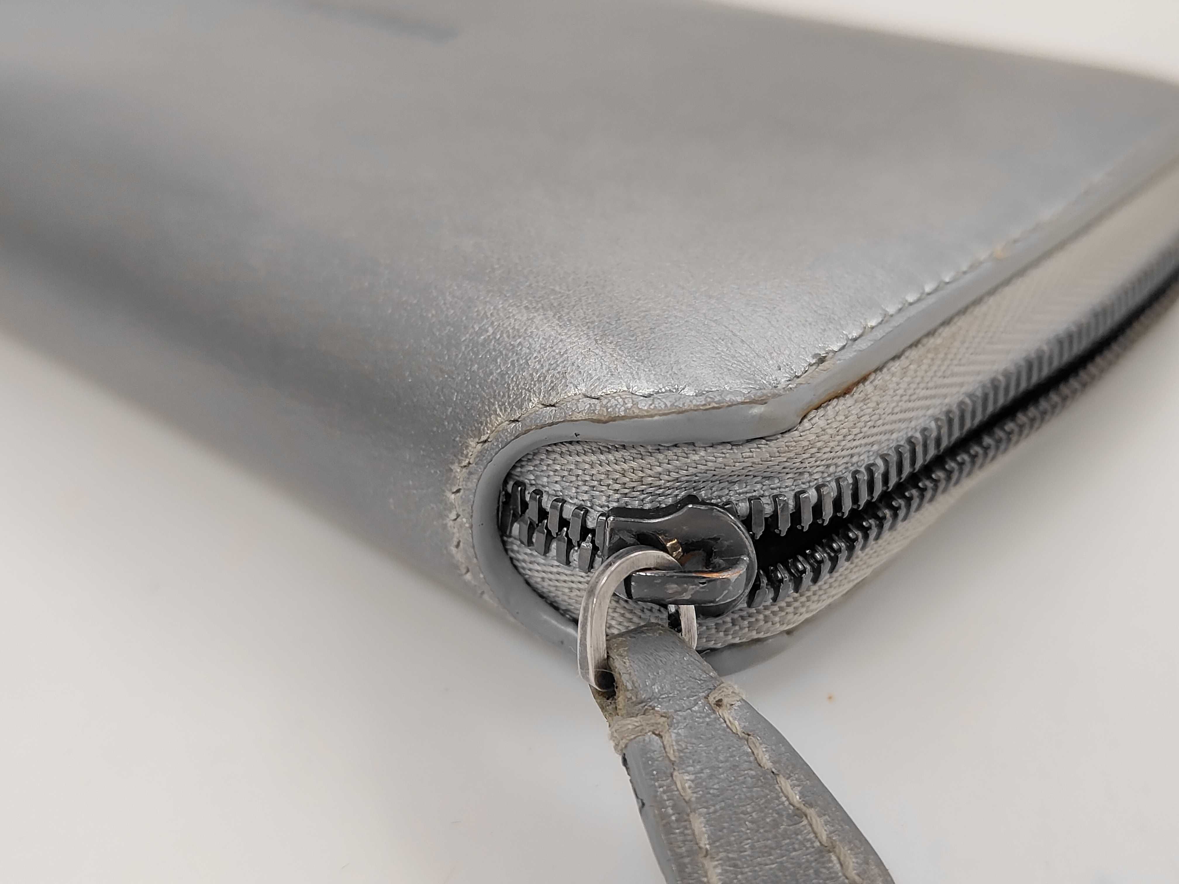 594290 Leather Logo Cash Continental Long Wallet — view 3