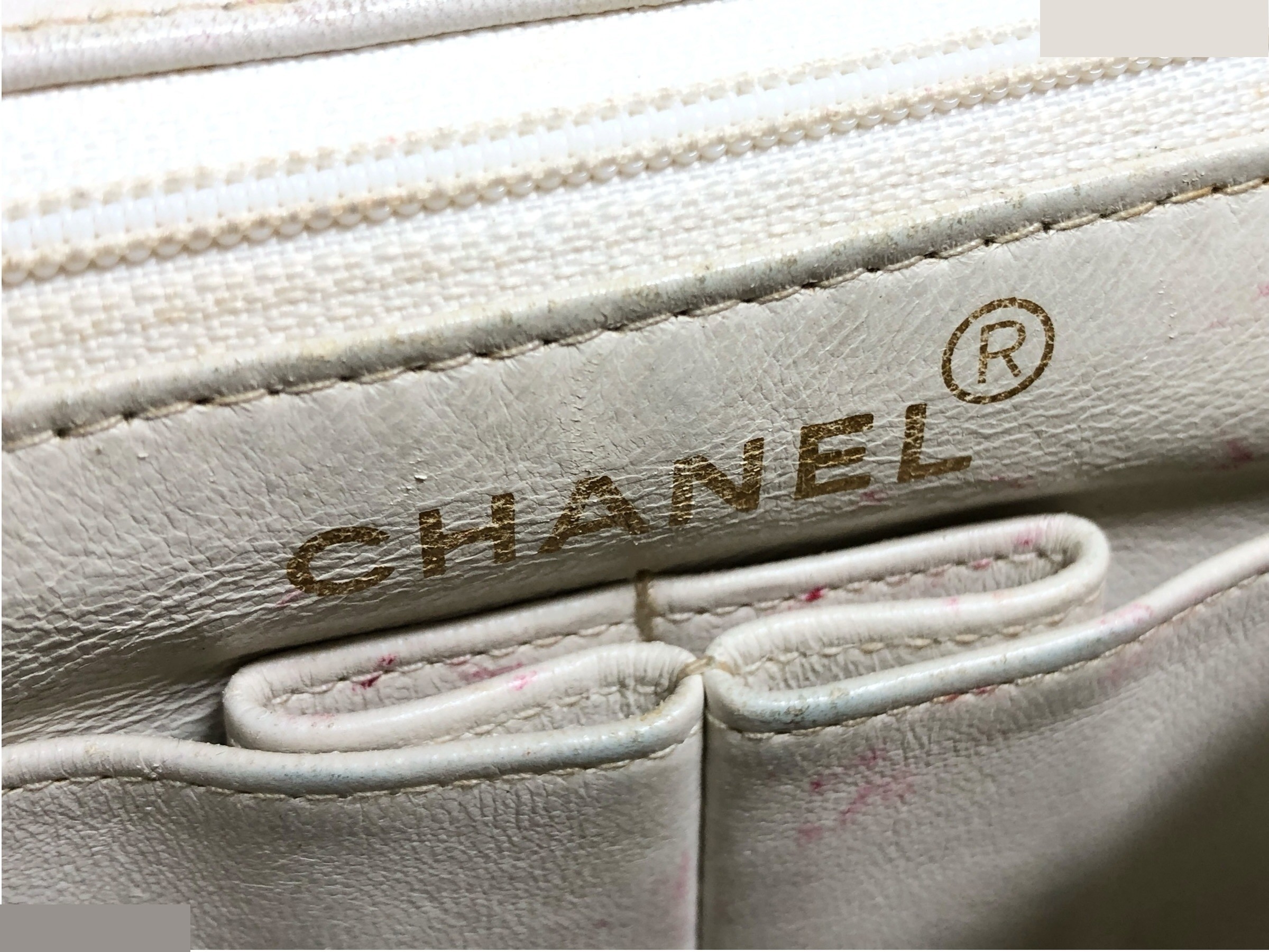 full flap matelassé chain shoulder bag — view 11