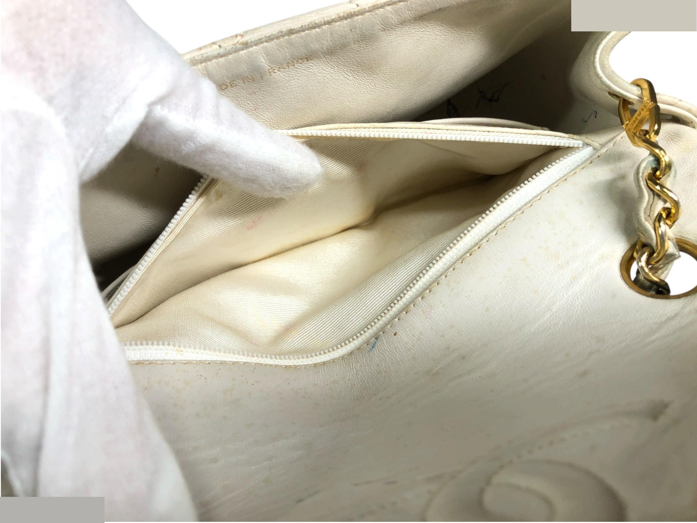 full flap matelassé chain shoulder bag — view 10