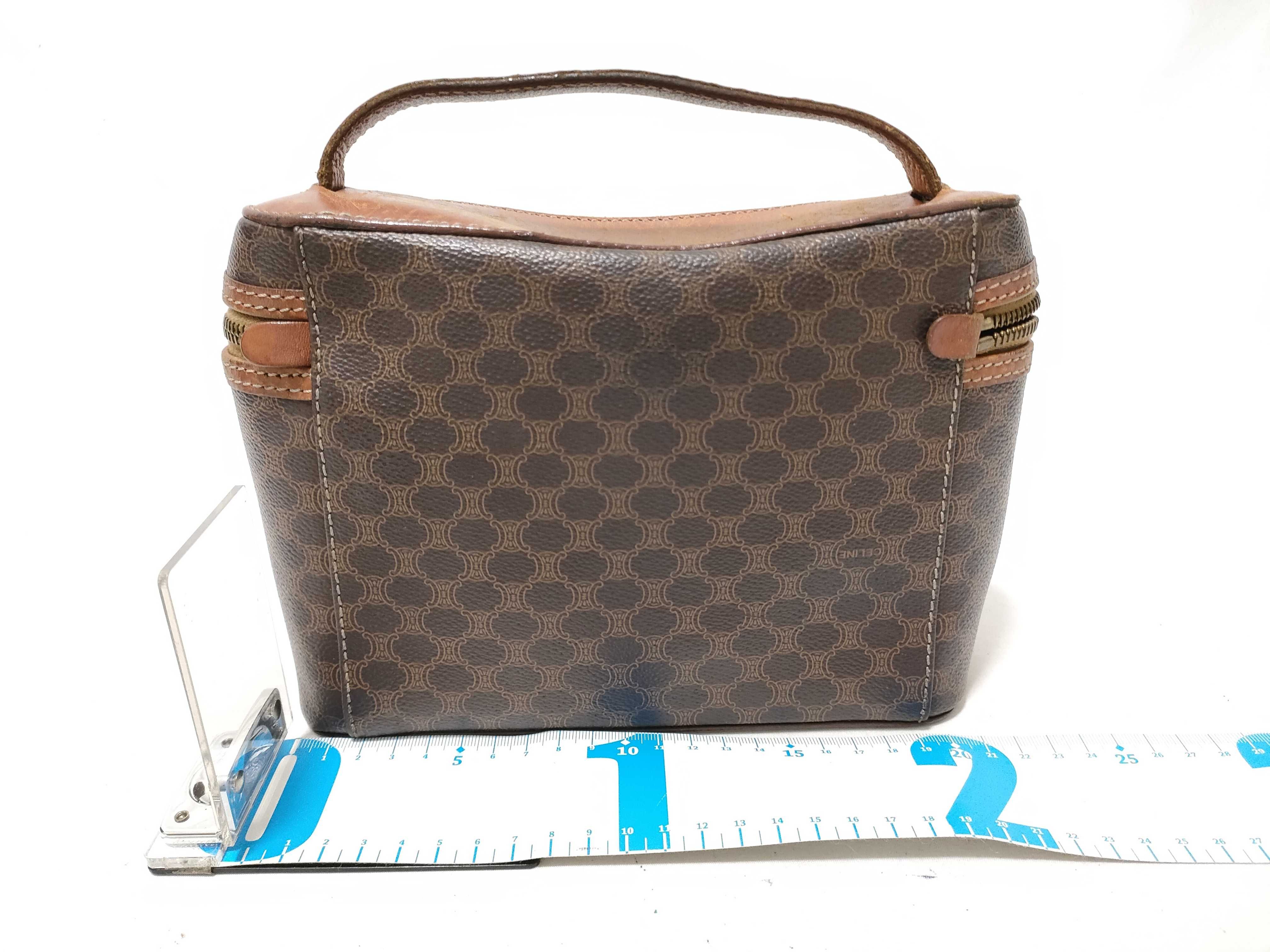 cosmetic pouch — view 2
