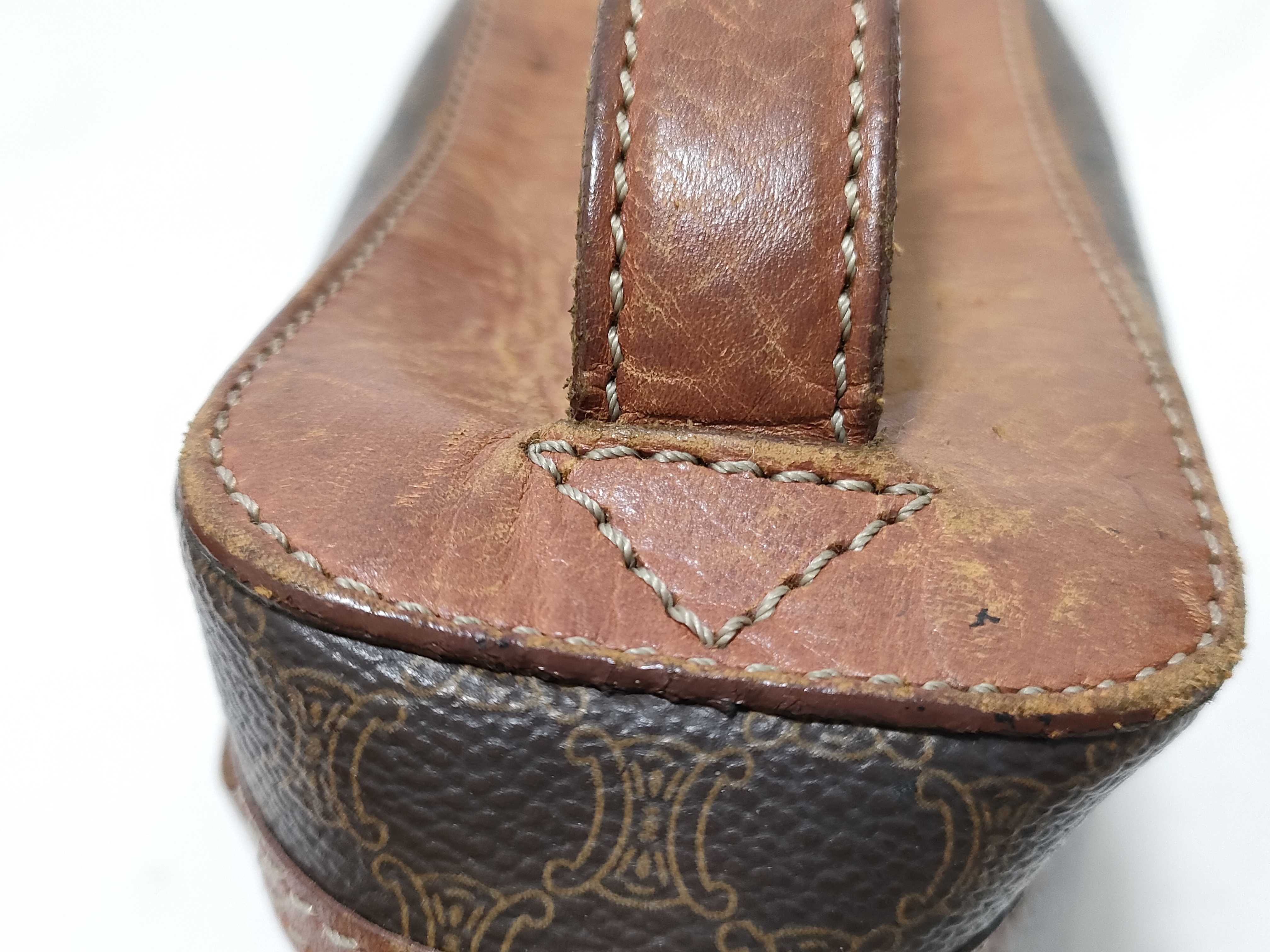 cosmetic pouch — view 5