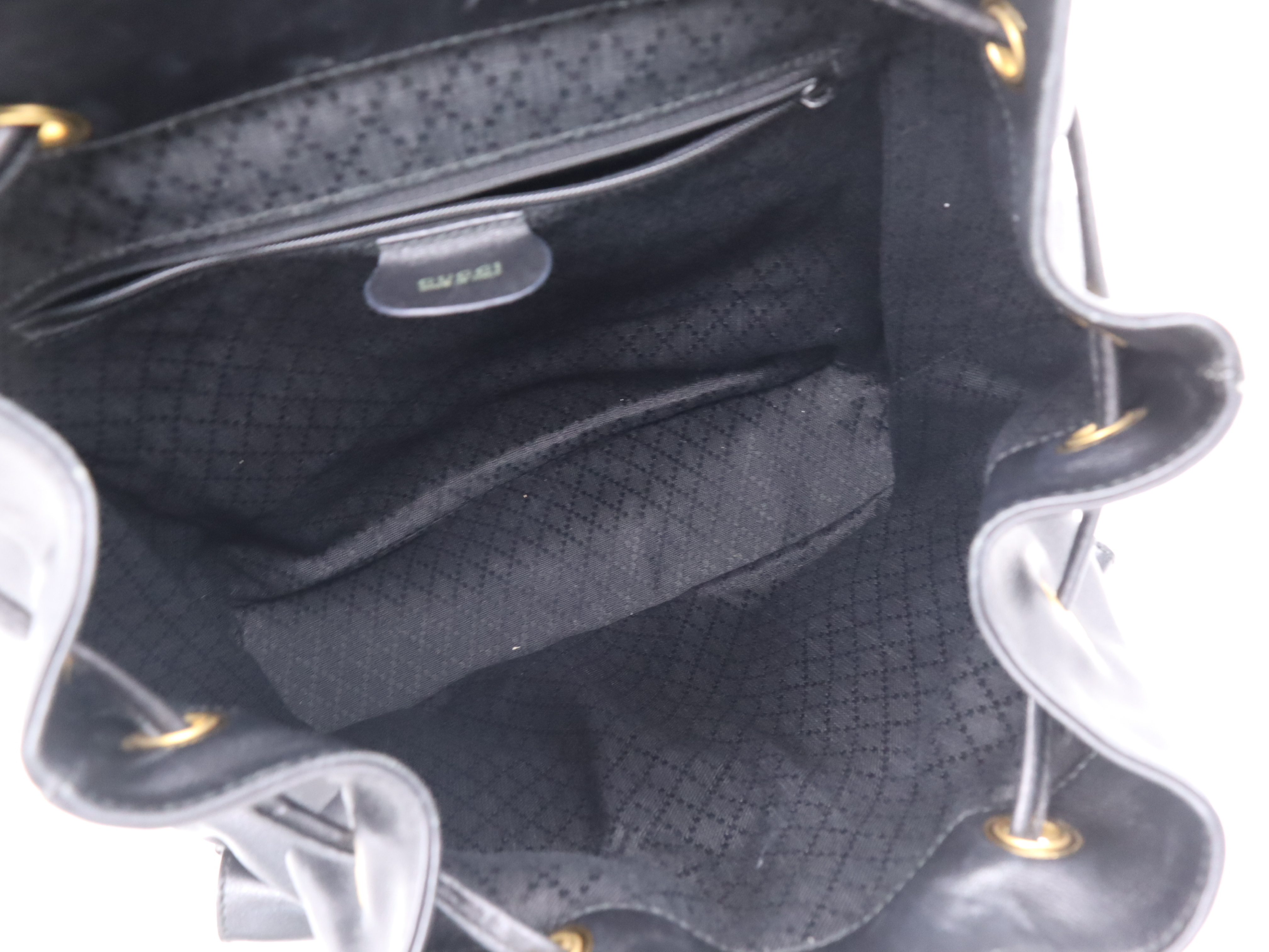 003・2058 Leather Backpack with Bamboo Handle, Black. — view 13