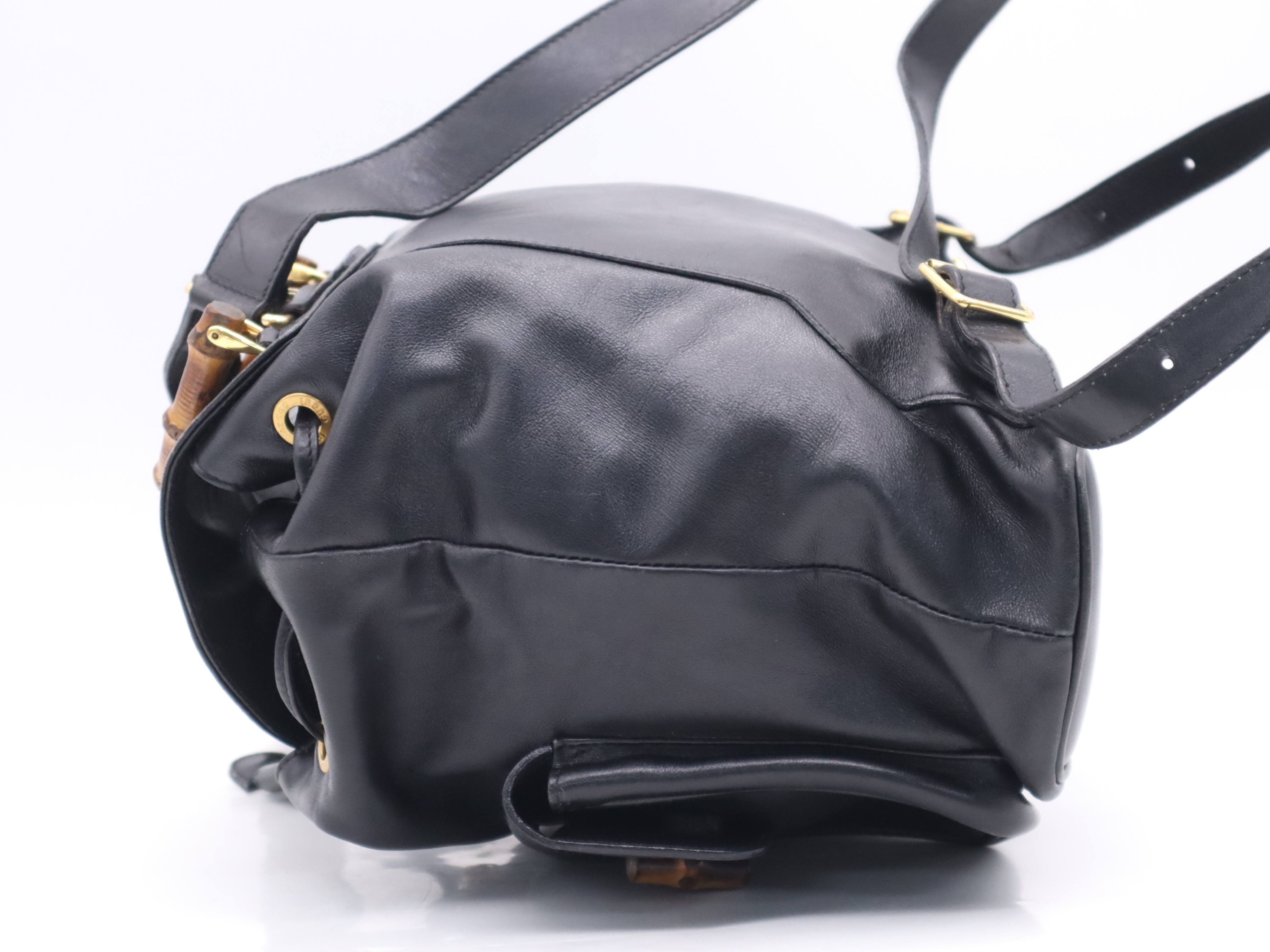 003・2058 Leather Backpack with Bamboo Handle, Black. — view 3