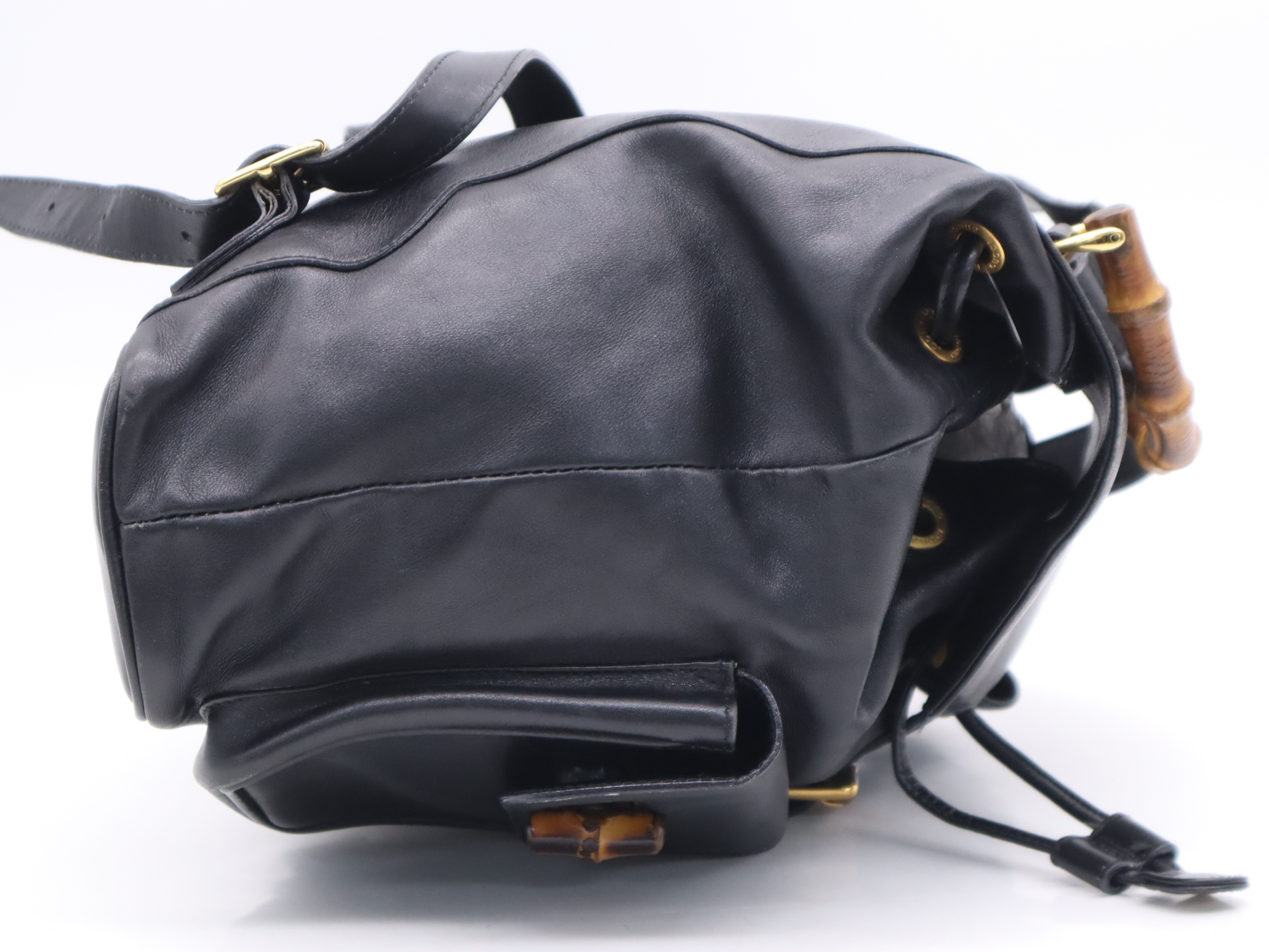 003・2058 Leather Backpack with Bamboo Handle, Black. — view 5