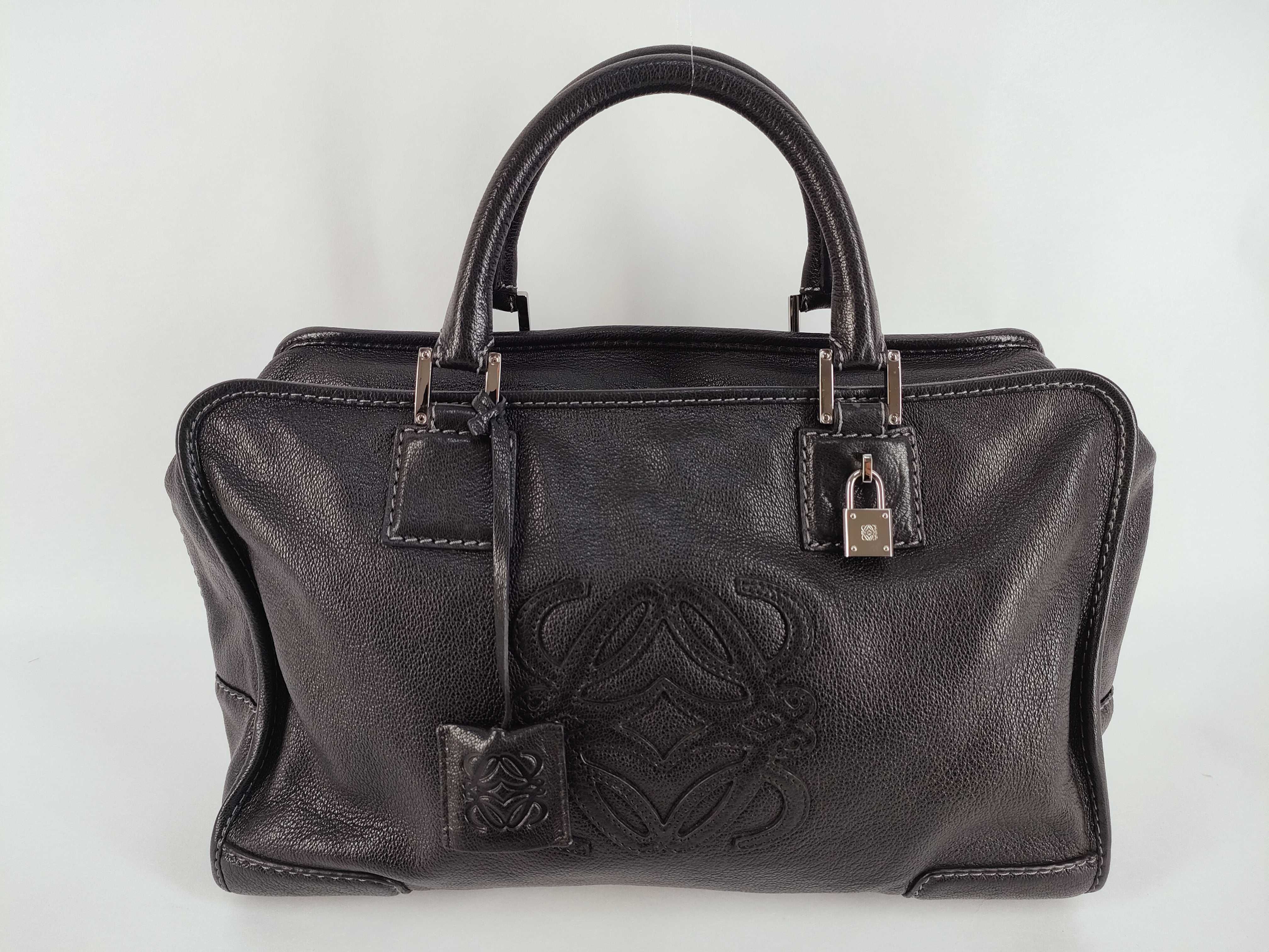 Amazona 36 Black Handbag Leather Handbag