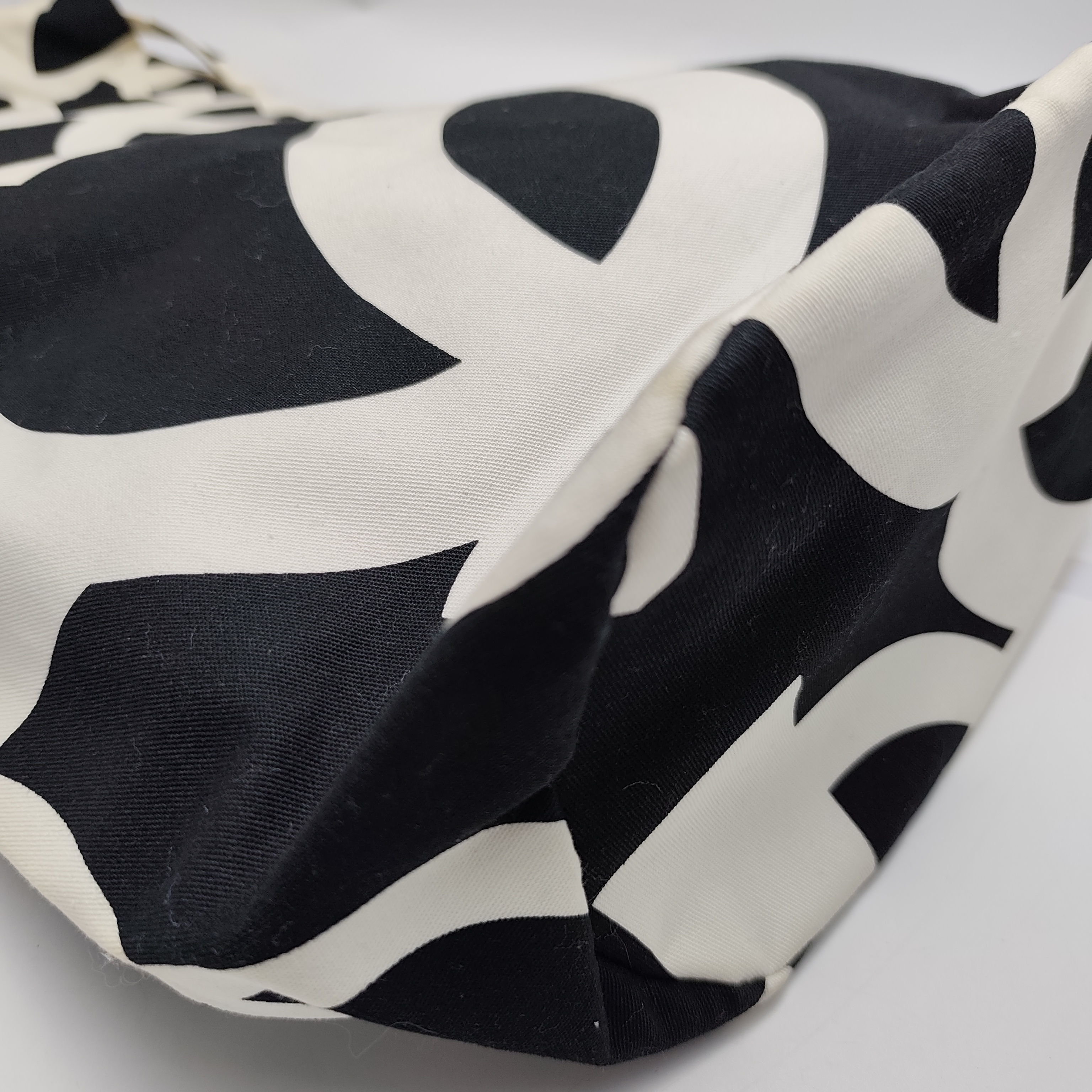 【*Shipped from: China*】CHANEL Canvas Shoulder Bag — view 3