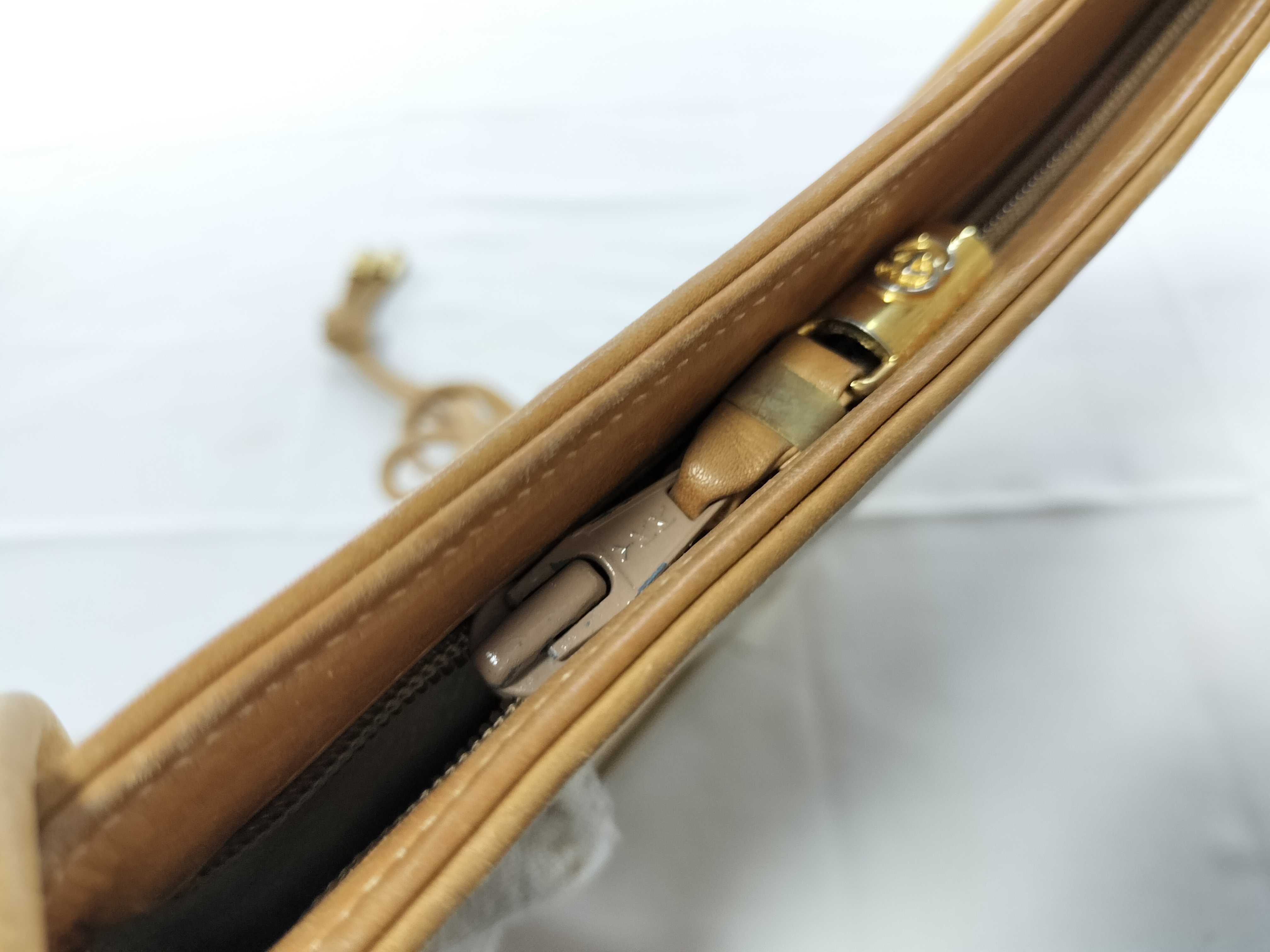 30・01・5804 Shoulder Bag — view 13