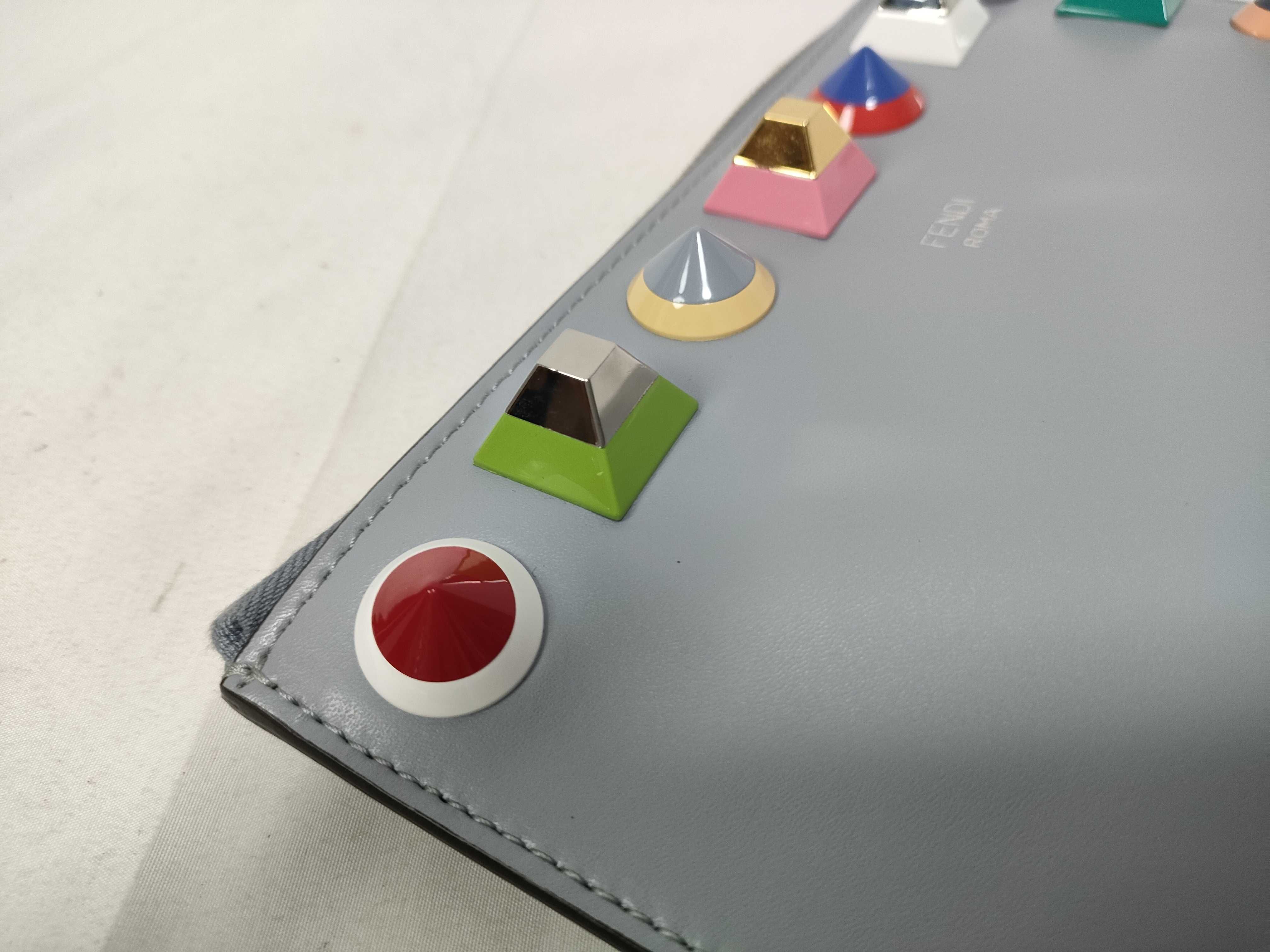 Second bag — view 12