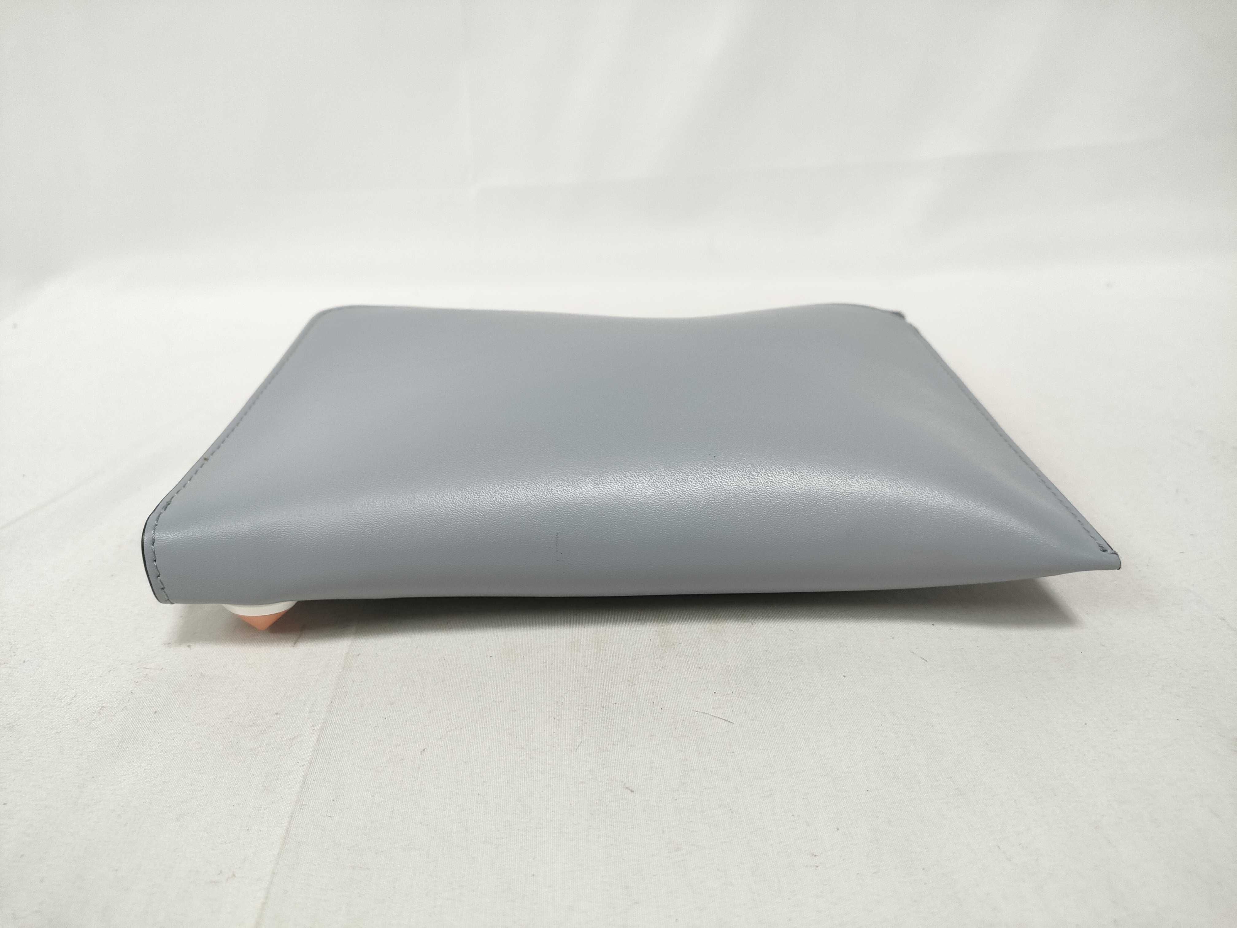 Second bag — view 3