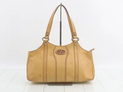 GG logo handbag, camel leather